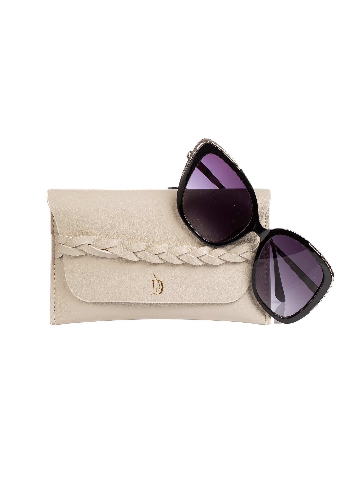 Cat-Eye Frame Sunglasses Design