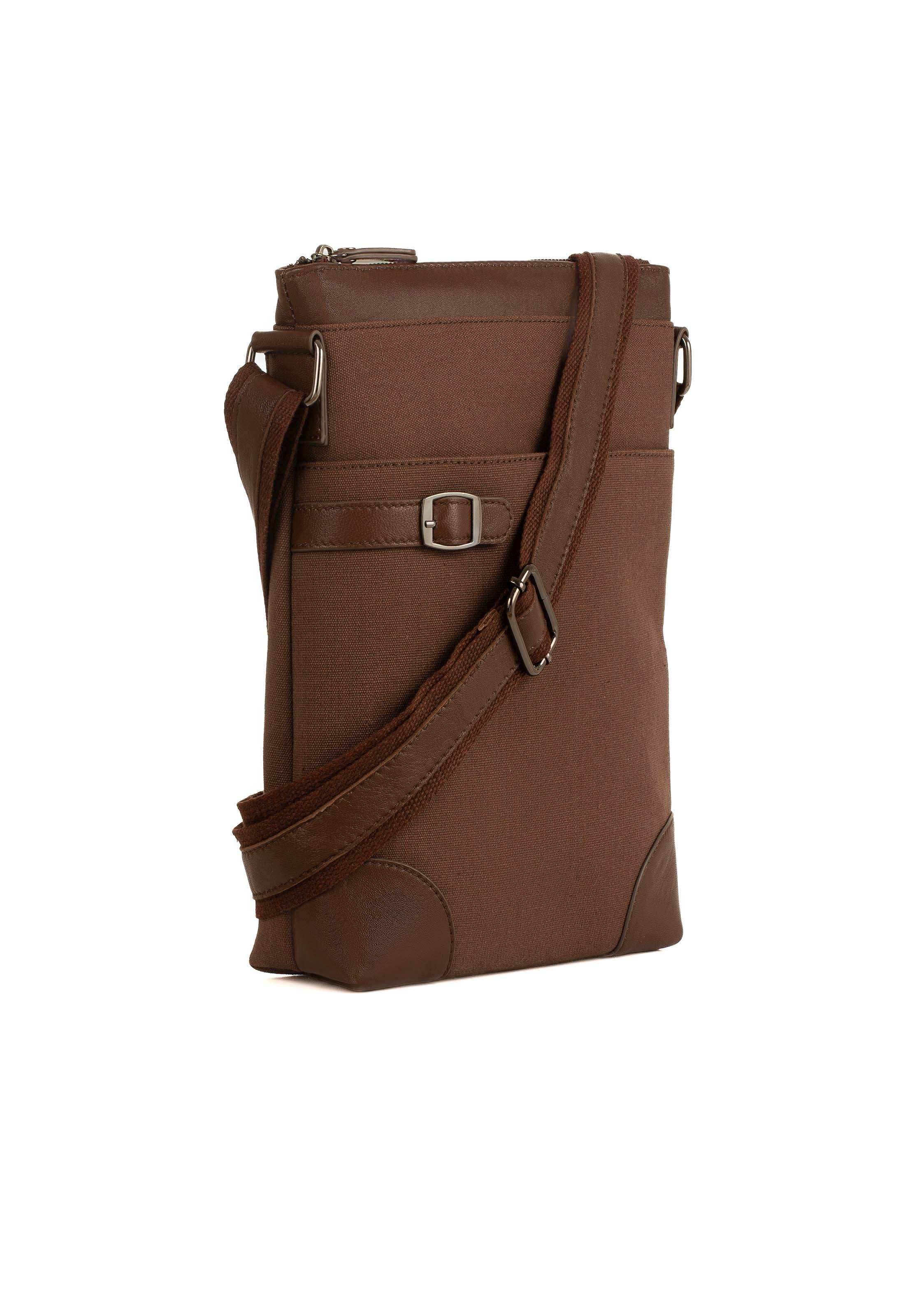 حقيبة كروس بودي مع عدة أقسام