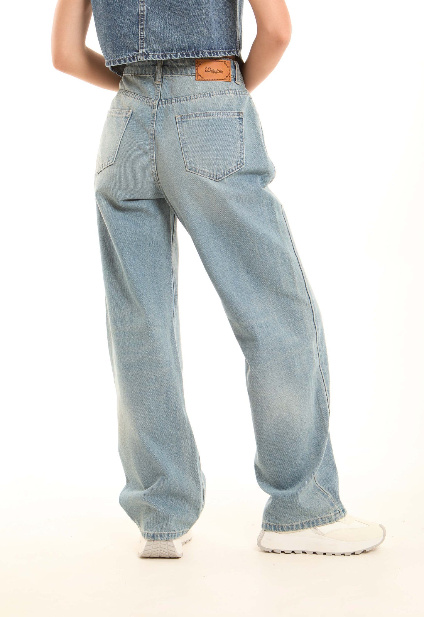 Effortless Straight-Leg Denim