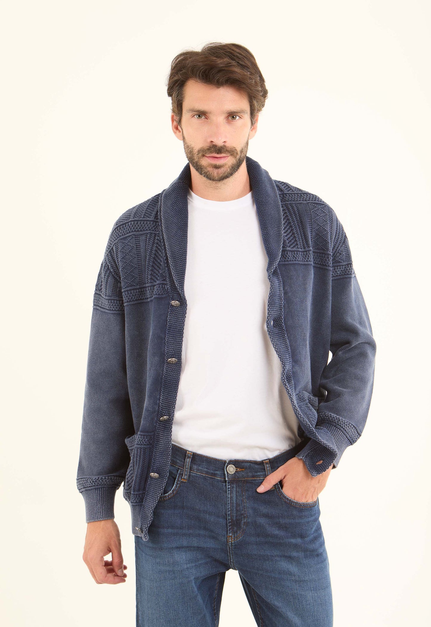 Elegant Knitted Cardigan with Shawl Collar