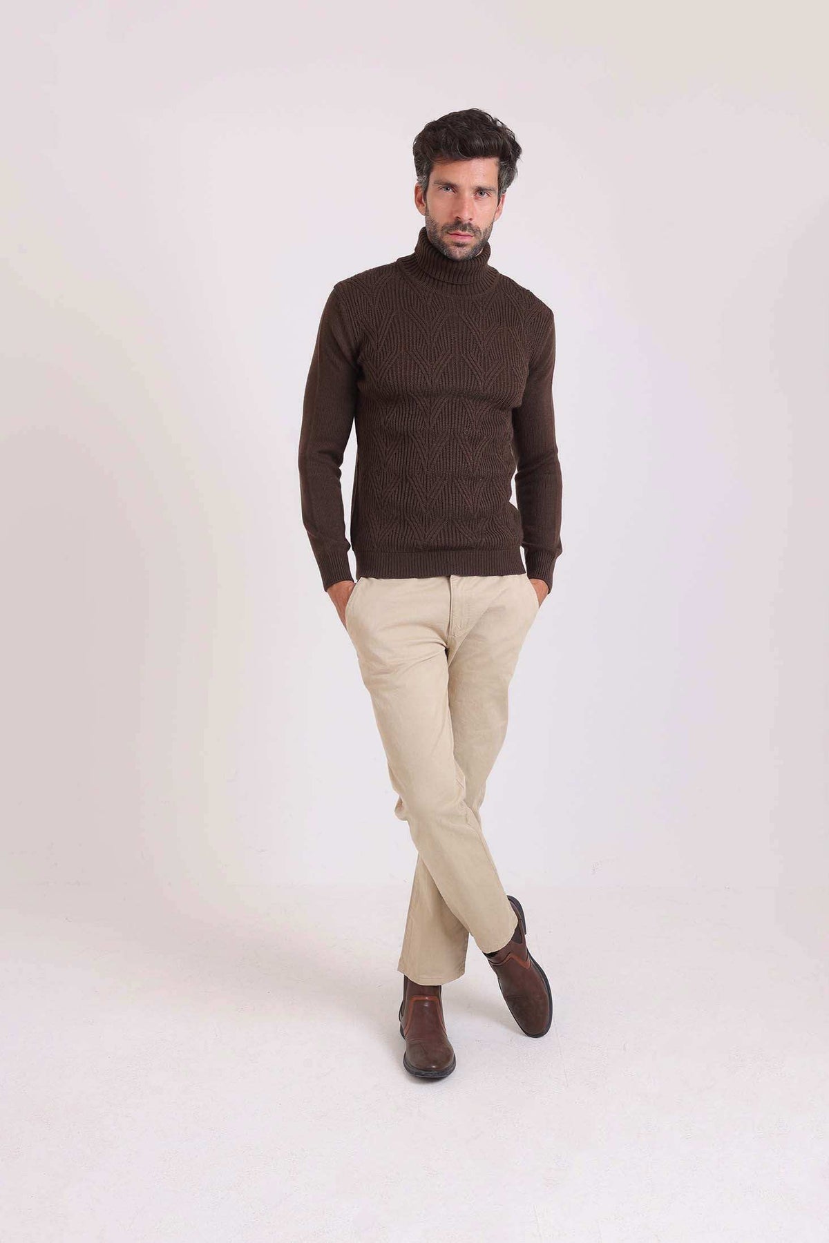 Knitted Pullover with Turtle Neck
