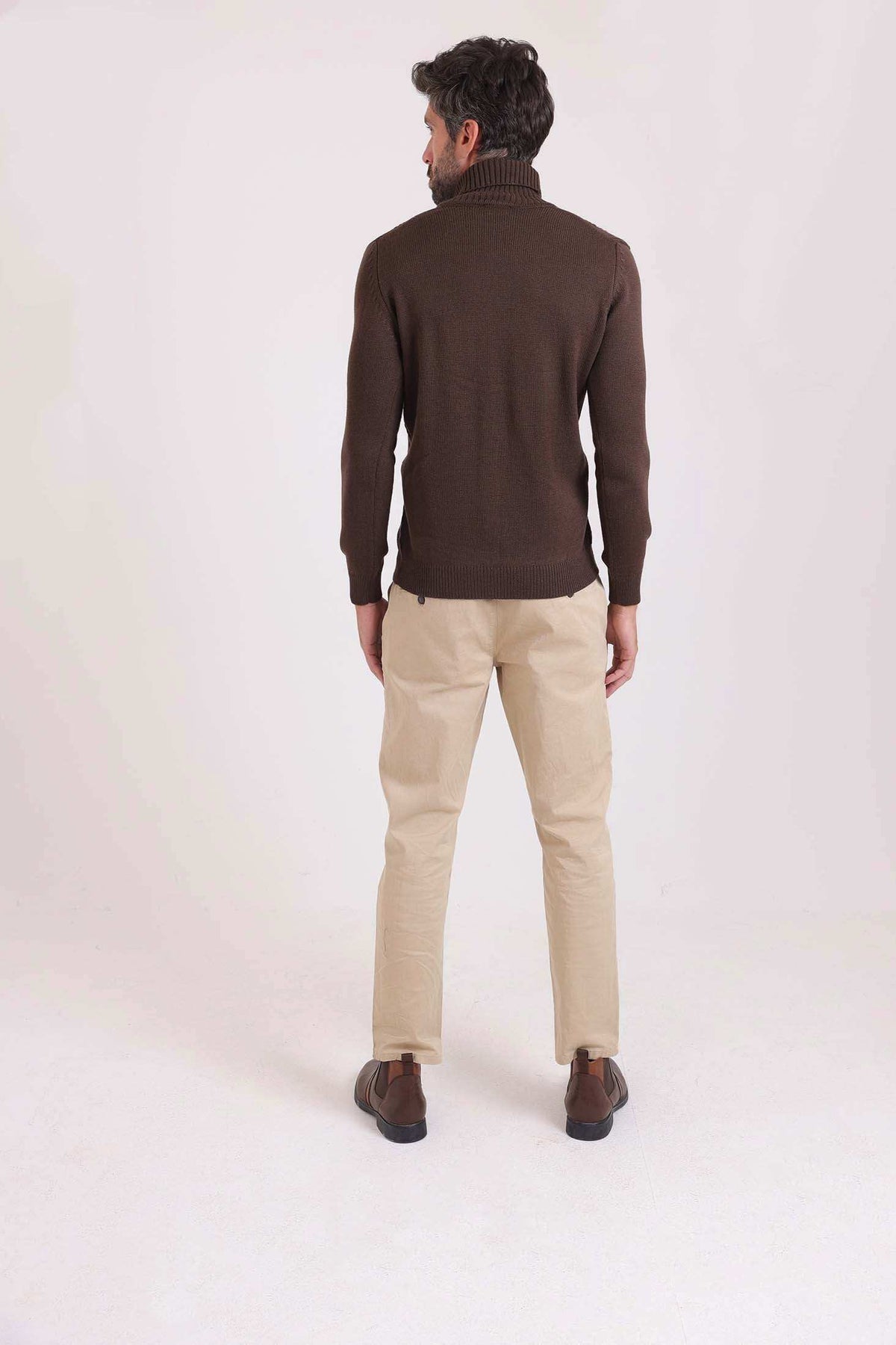 Knitted Pullover with Turtle Neck