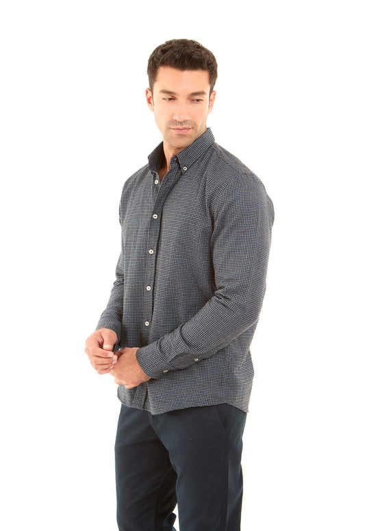 قميص كاجوال مضلع بقصة عادية