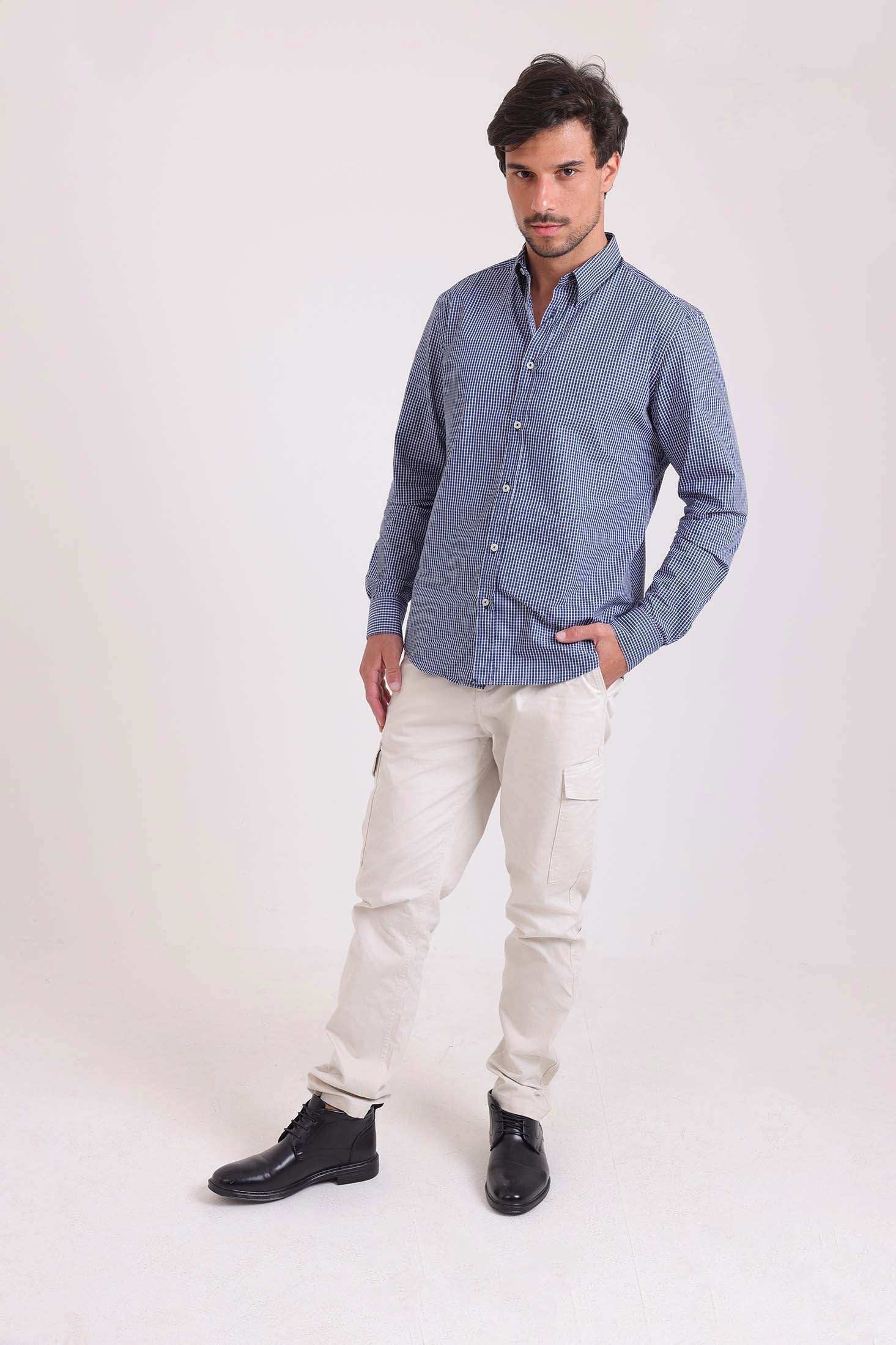 قميص كاجوال بنقشة مربعات صغيرة بقصة عادية