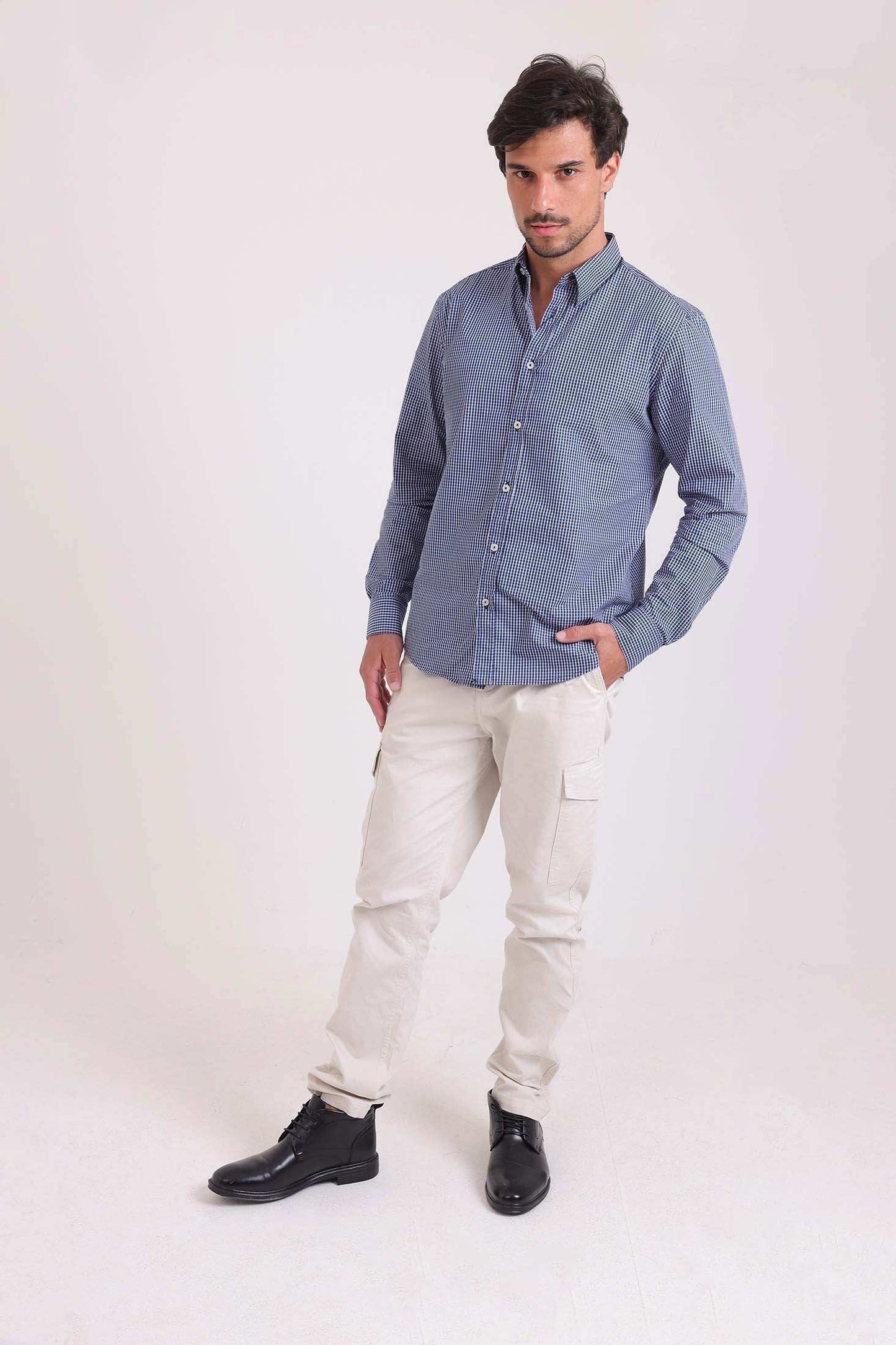 Casual Gingham Button-Down Shirt