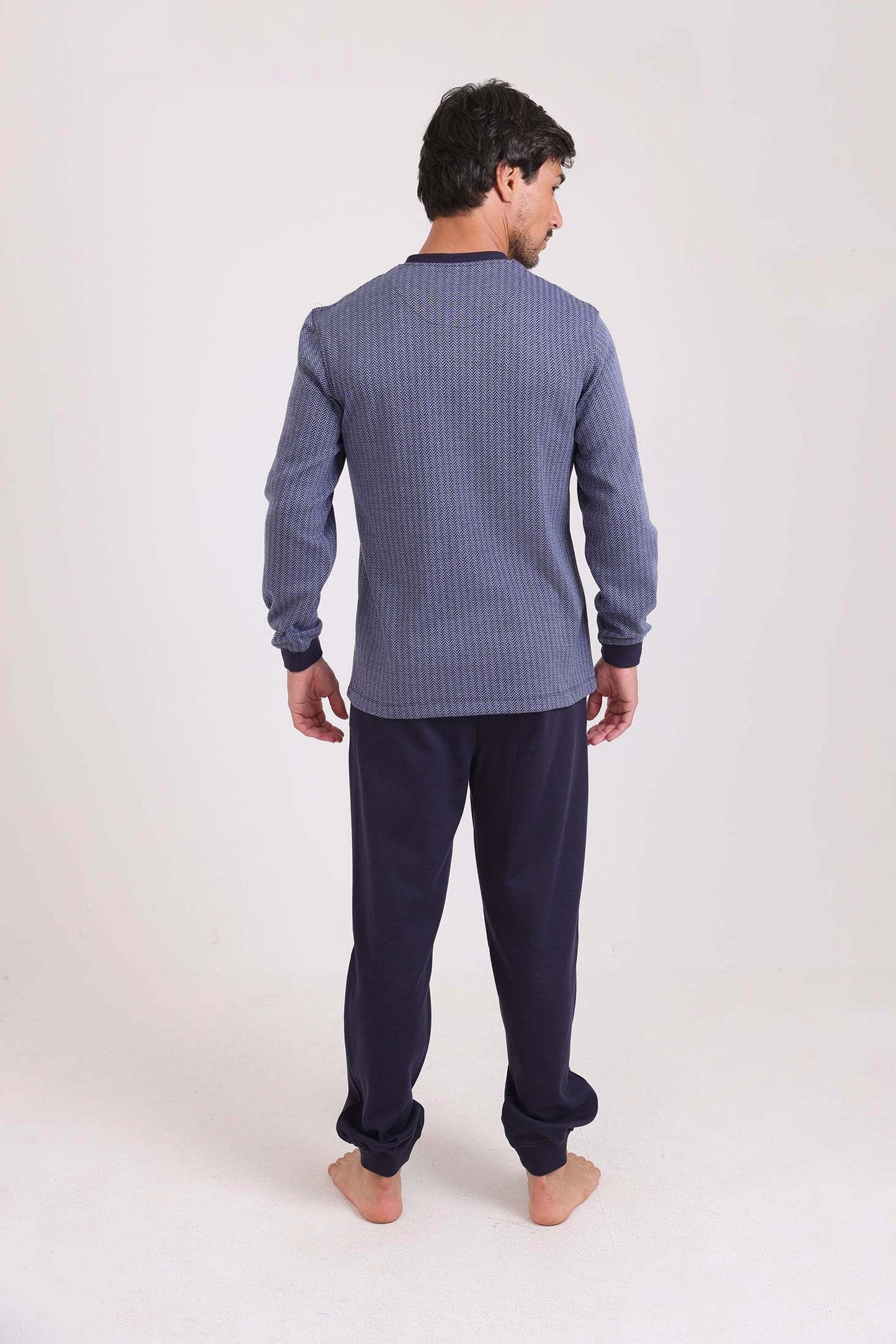 طقم بيجامة توب منقوش & بنطلون سادة