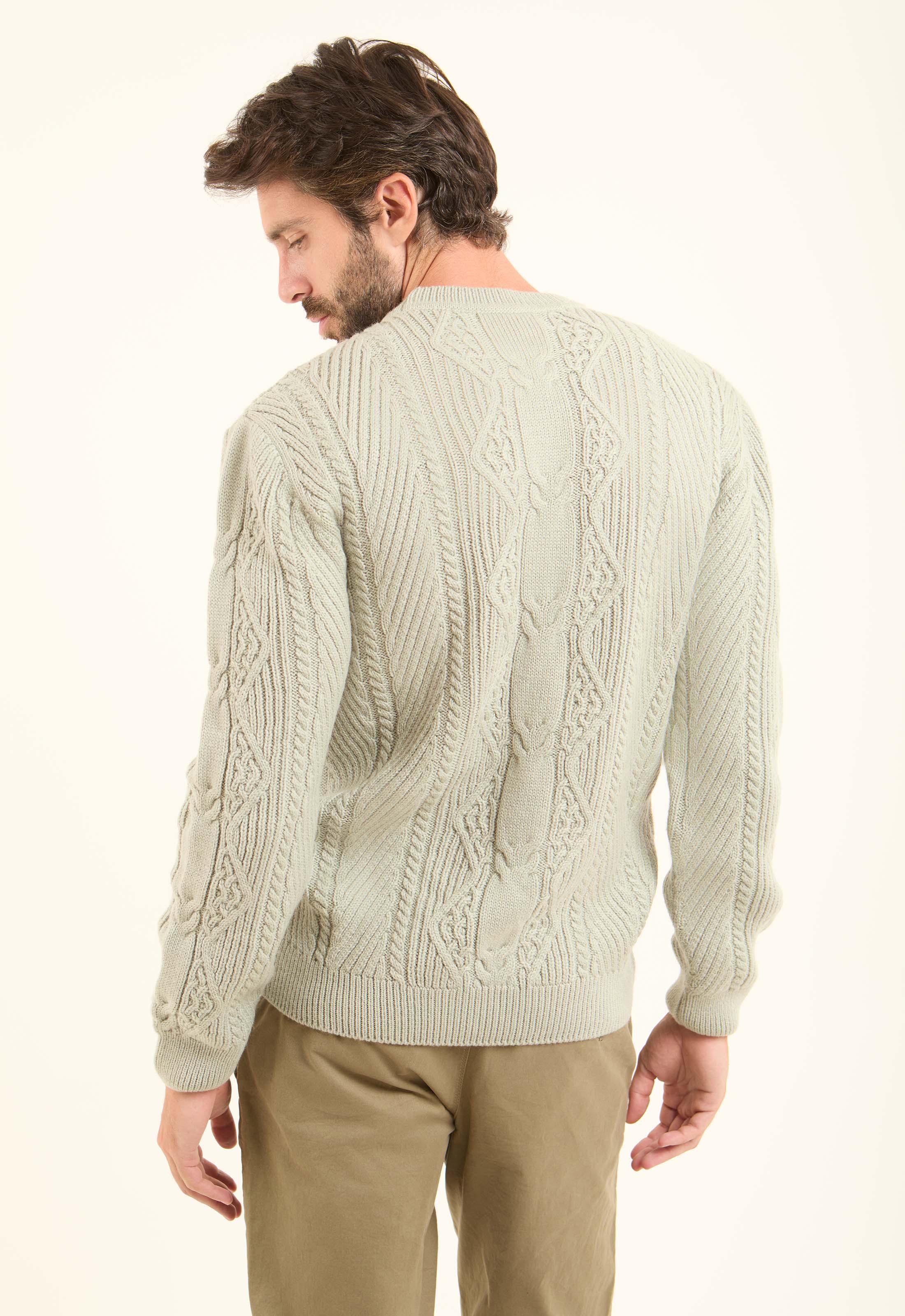 Crew Neck Slip On Pullover with Chunky Knit