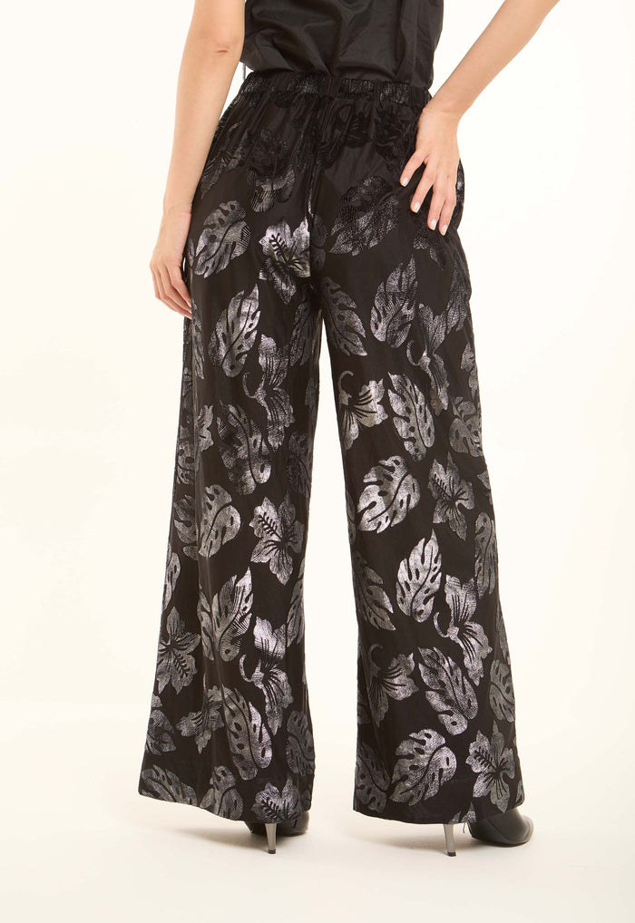 Leaf-Pattern Blend Wide-Leg Pants
