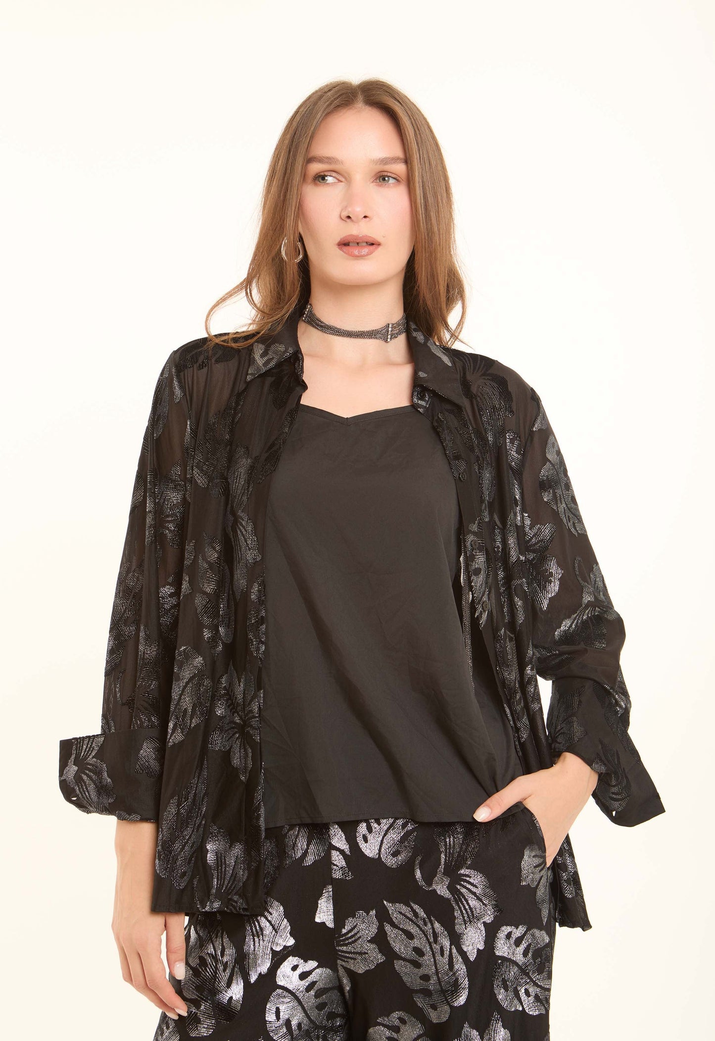 Sheer Leaf-Pattern Blend Shirt