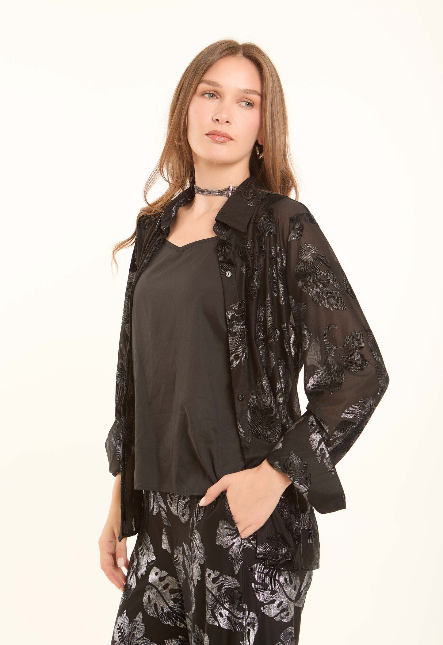 Sheer Leaf-Pattern Blend Shirt