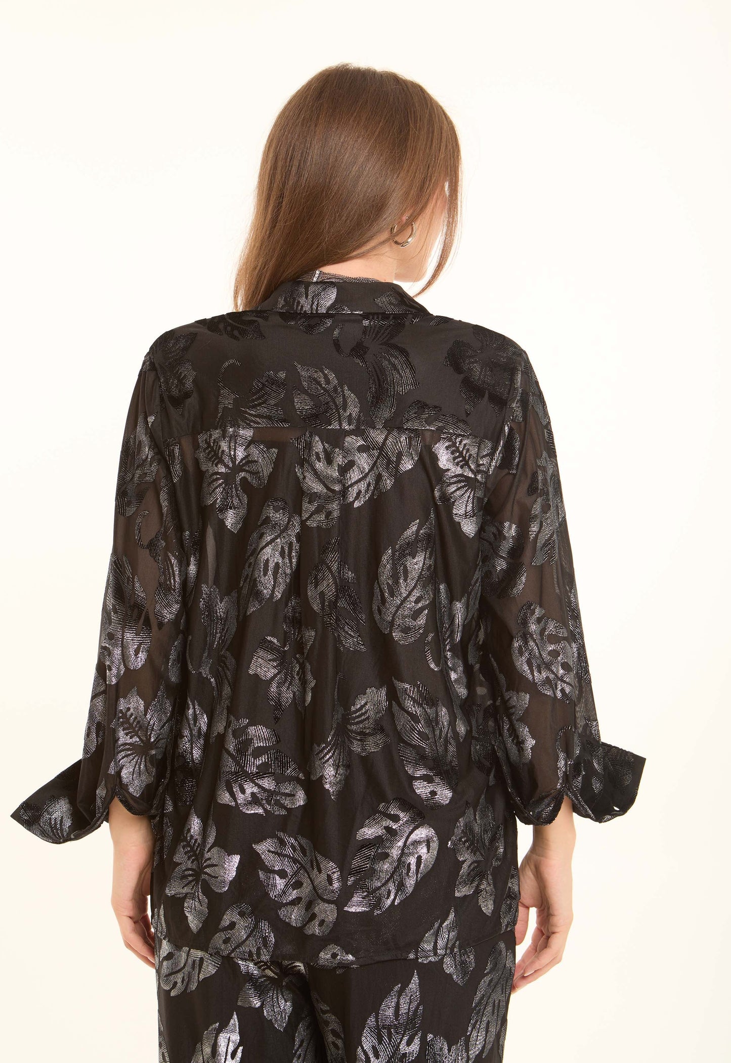 Sheer Leaf-Pattern Blend Shirt