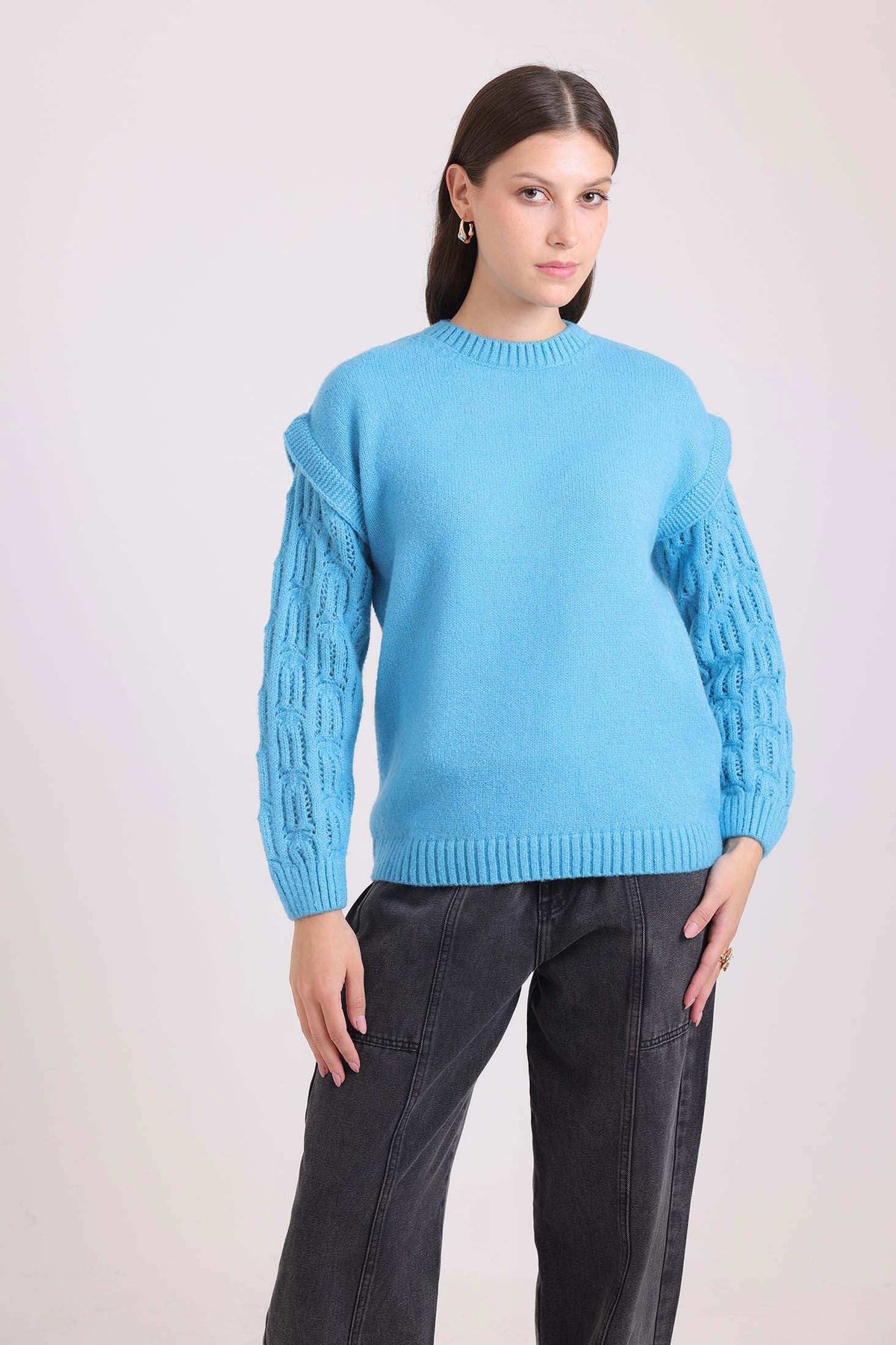 Slip On Solid Pullover with Knitted Sleeve