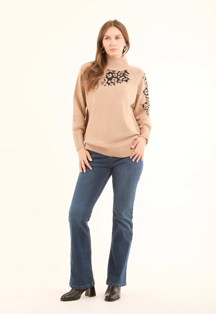 High-Neck Long Sleeves Pullover with Leopard Pattern