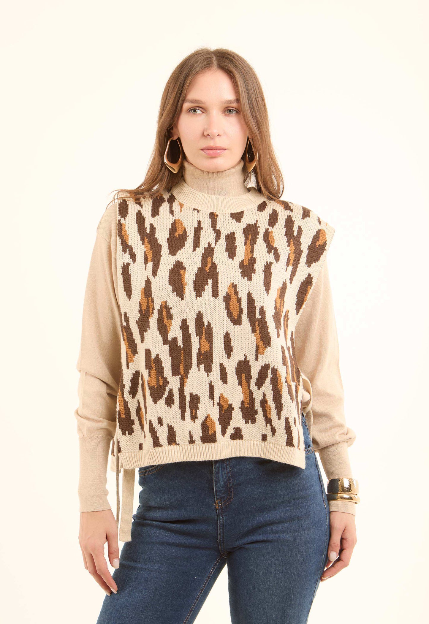 Crew Neck Leopard Soft Vest