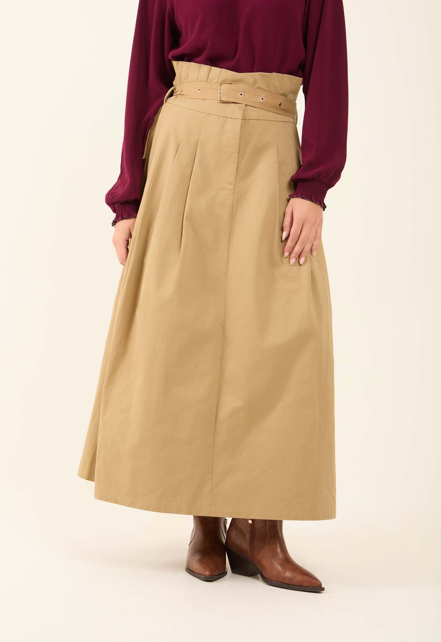 جيبة كاجوال بوسط مرتفع وحزام