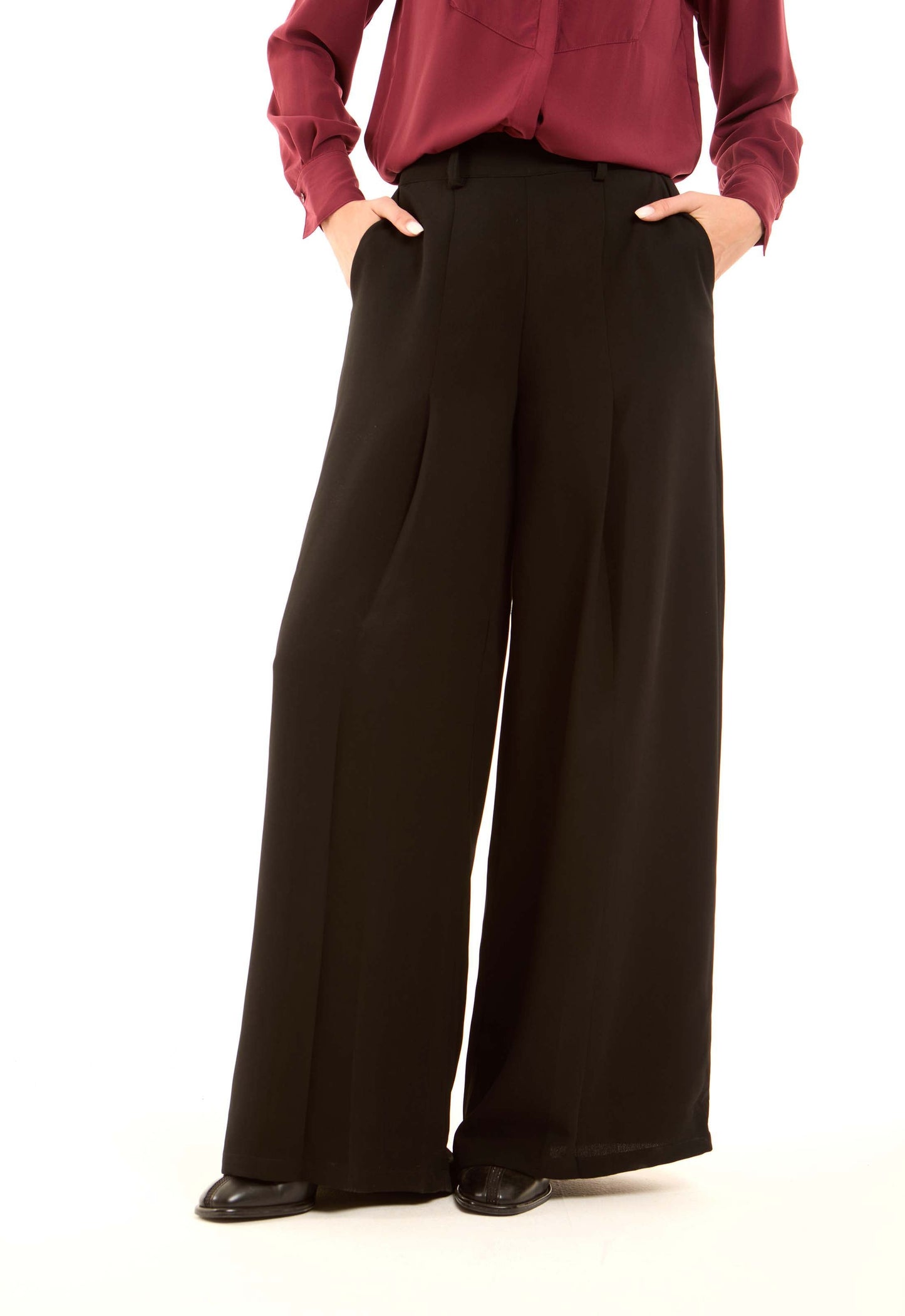 Essential Wide-Leg Dress Pants