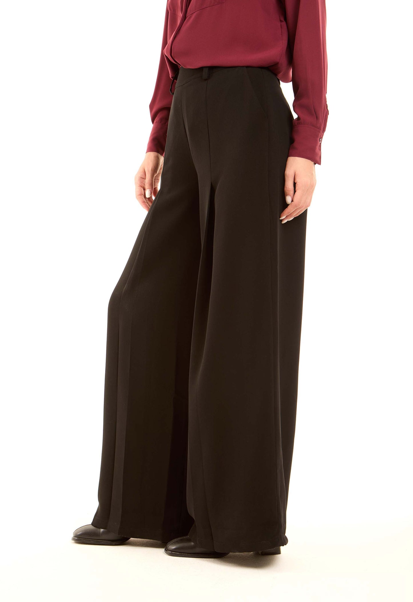 Essential Wide-Leg Dress Pants