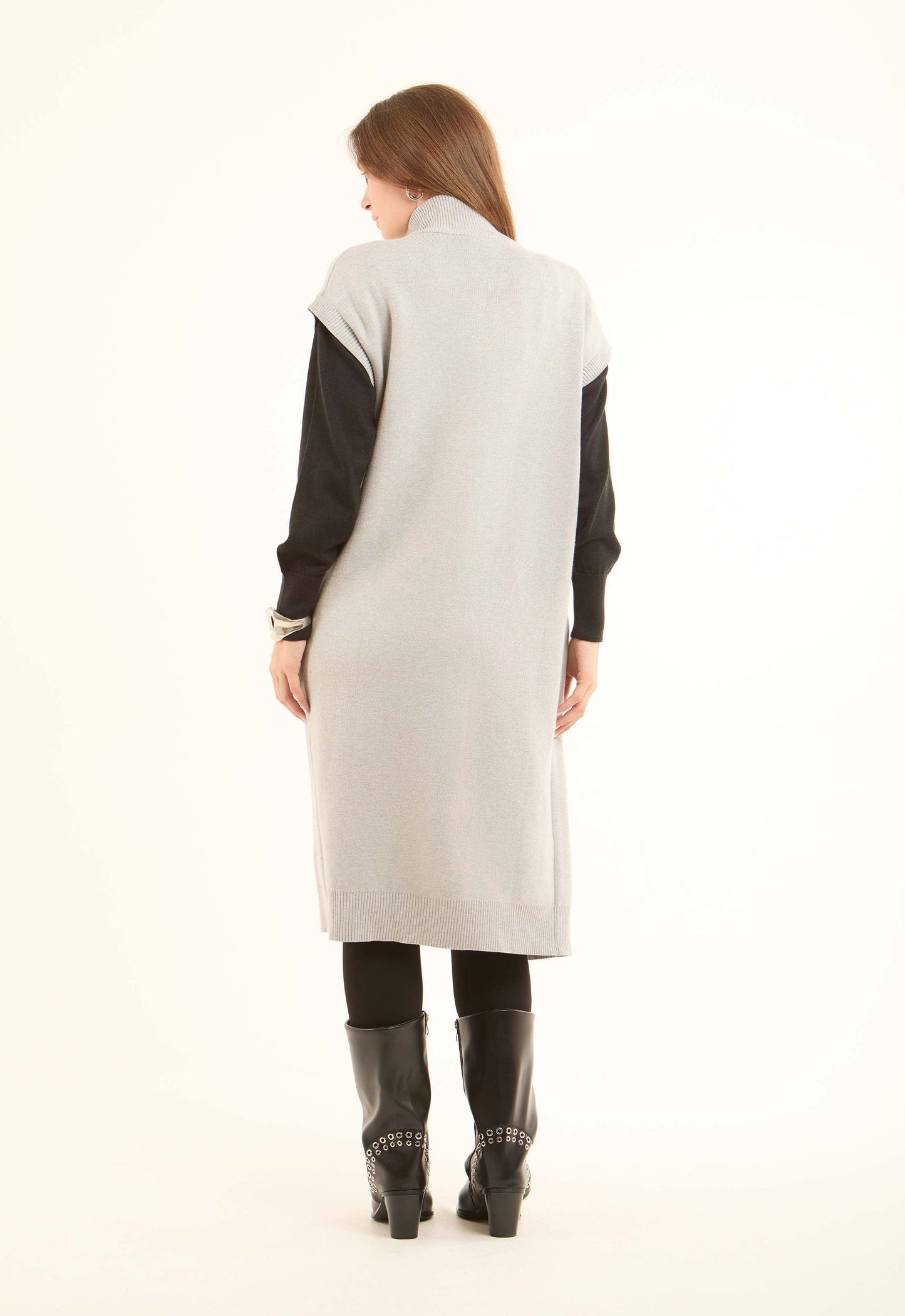 كاردجان طويل أنيق بسوستة وجيوب جانبية