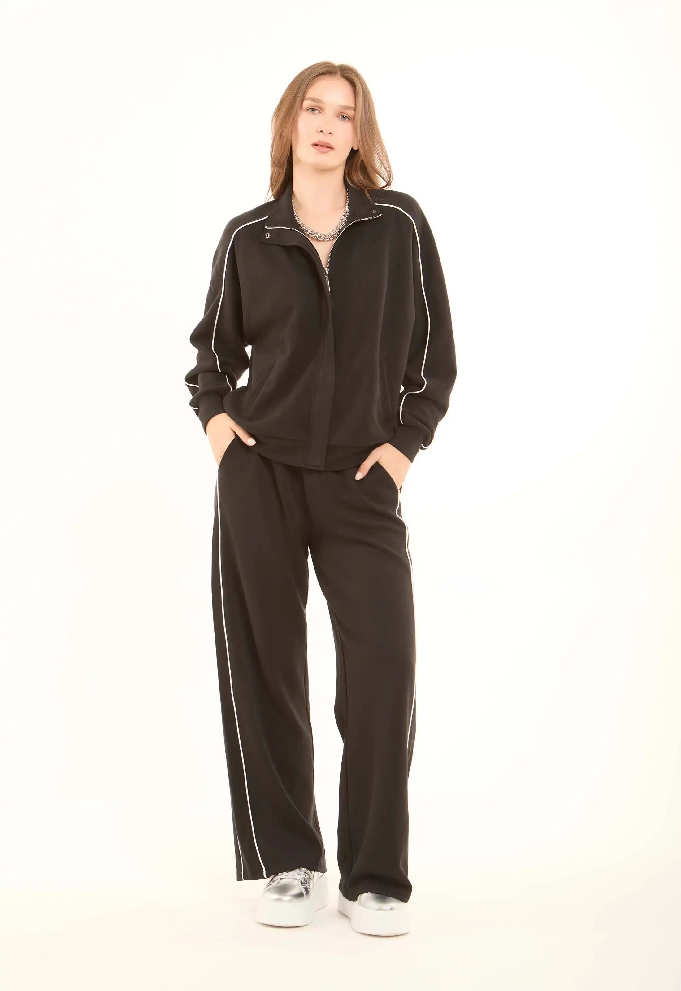 Comfy Long Sleeves Zipped Jacket