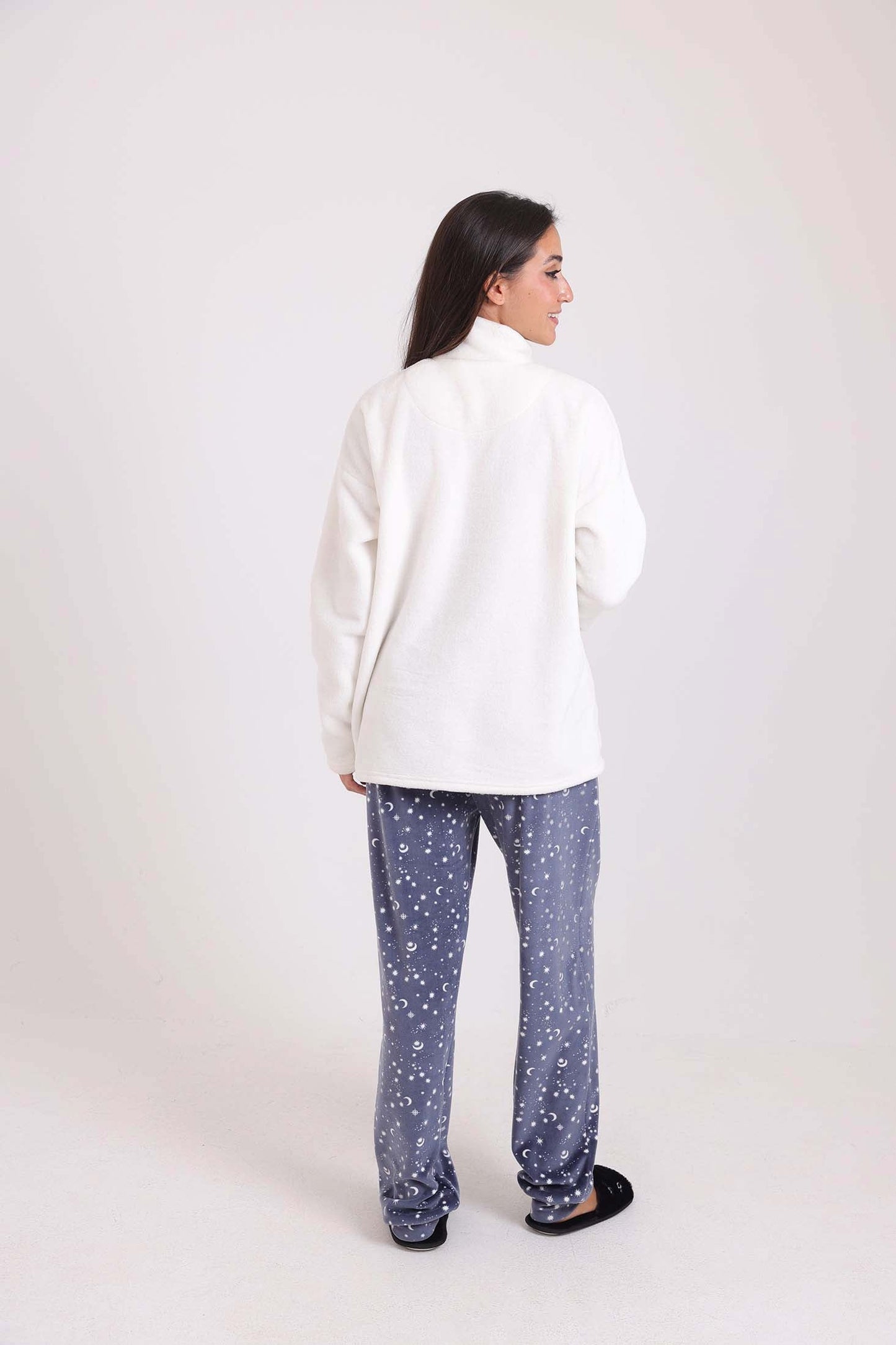 Solid Fleece Sweatshirt & Patterned Pants Pajama Set