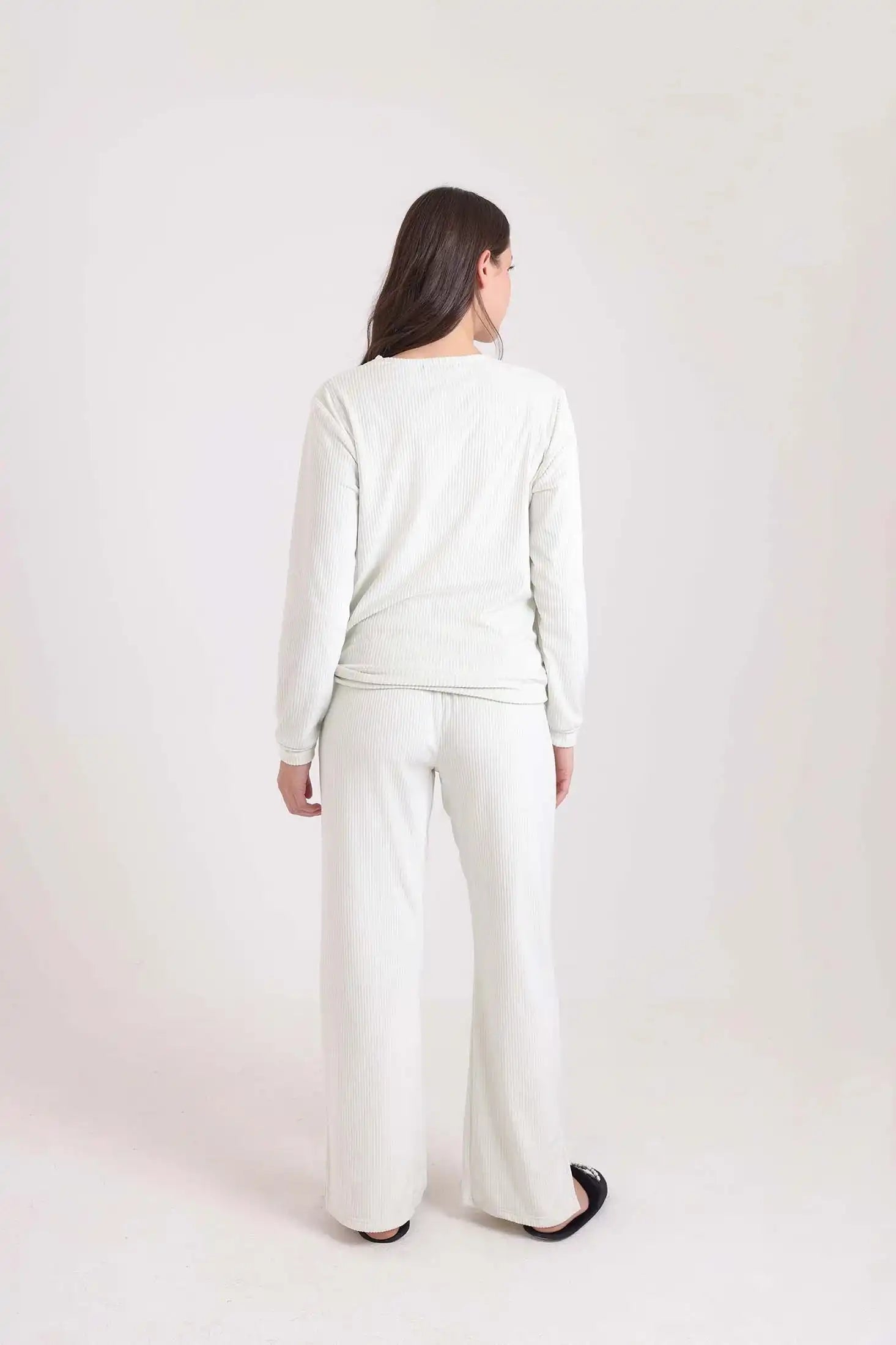 طقم بيجامة سويتشيرت مضلع برقبة V & بنطلون