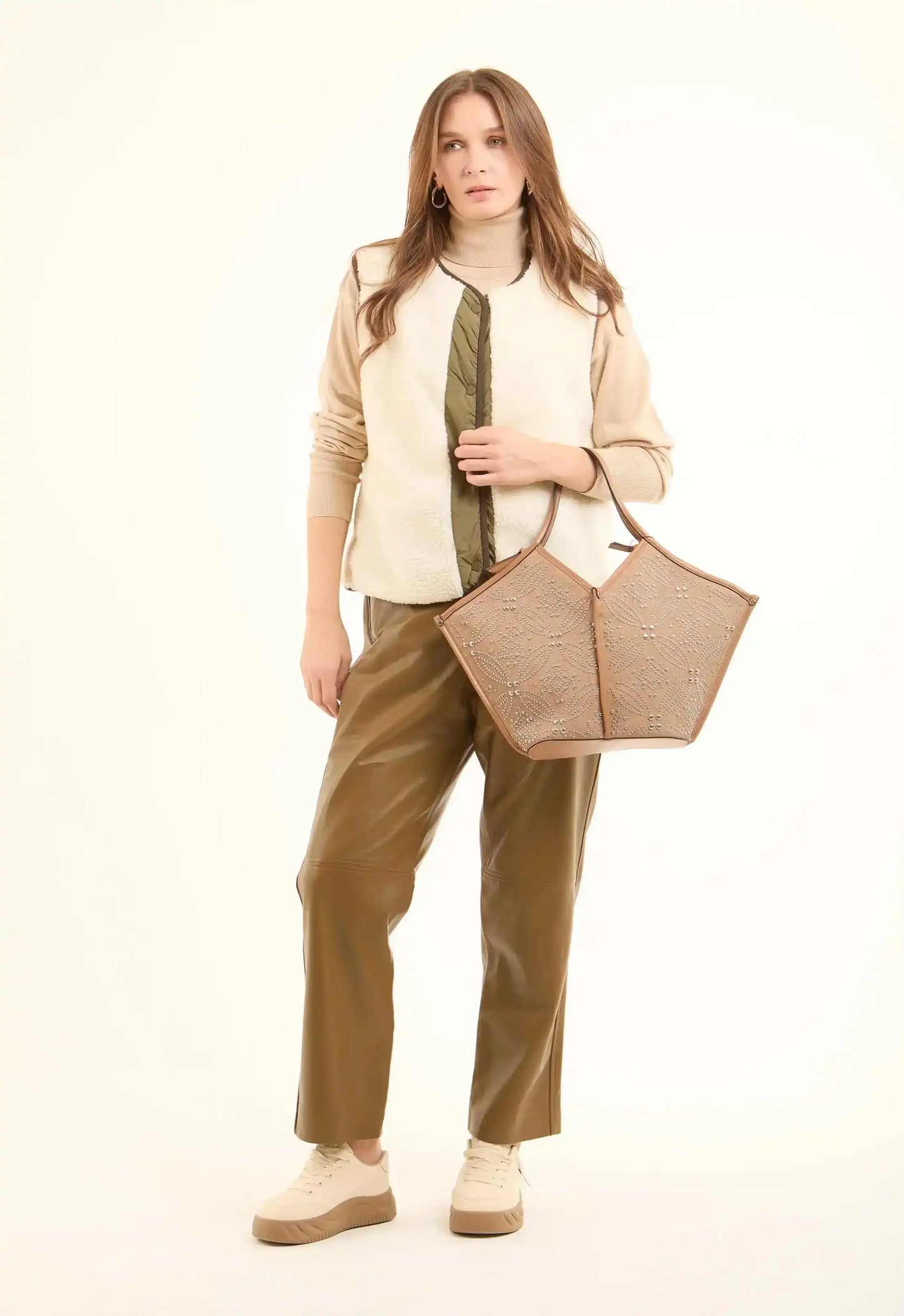 Sleeveless Buttoned Coziness Vest