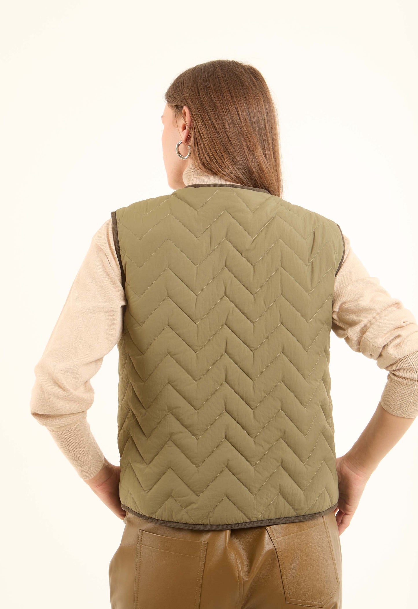 Sleeveless Buttoned Coziness Vest