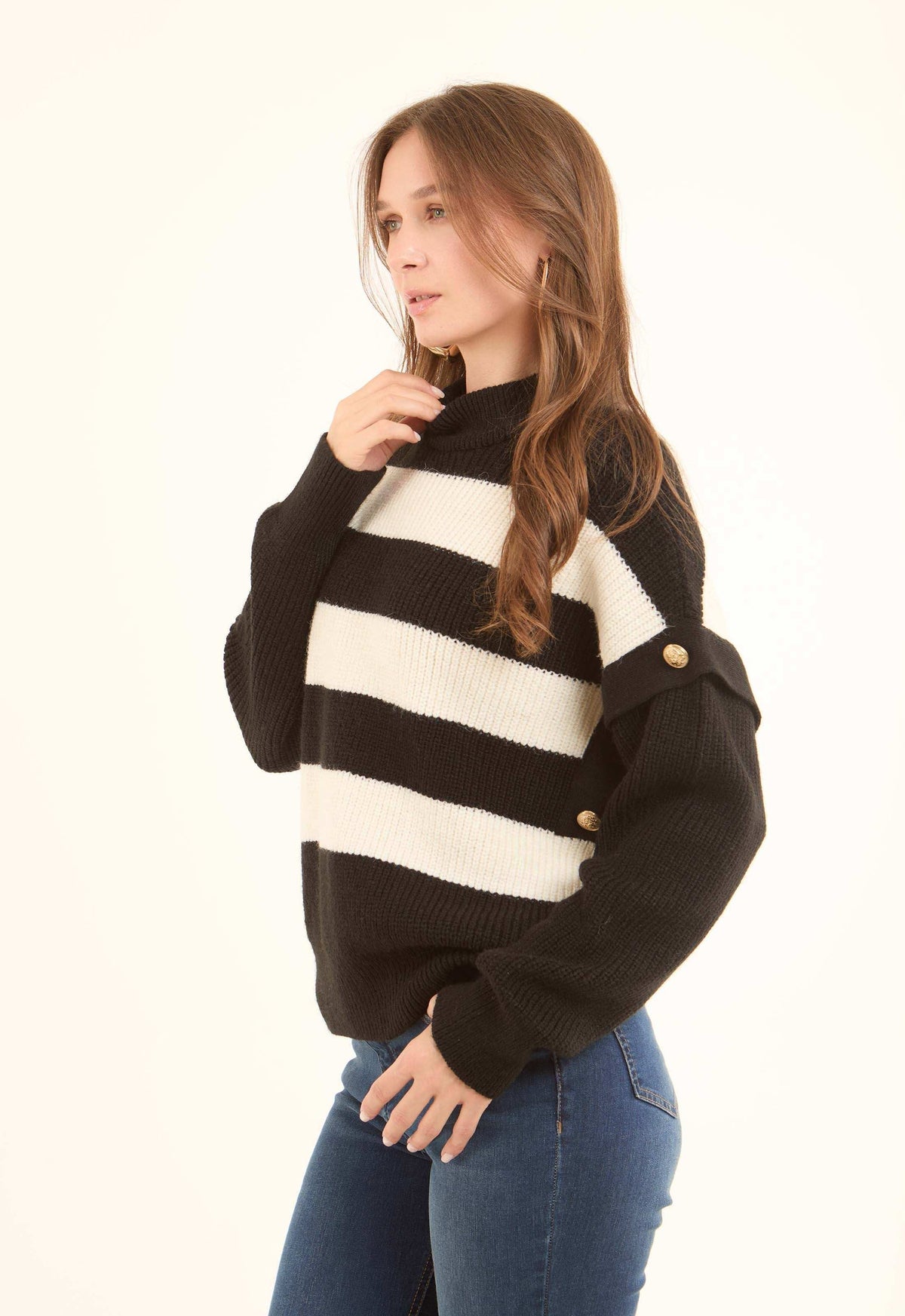 Dual-Tone Striped Knitted Relaxed Pullover