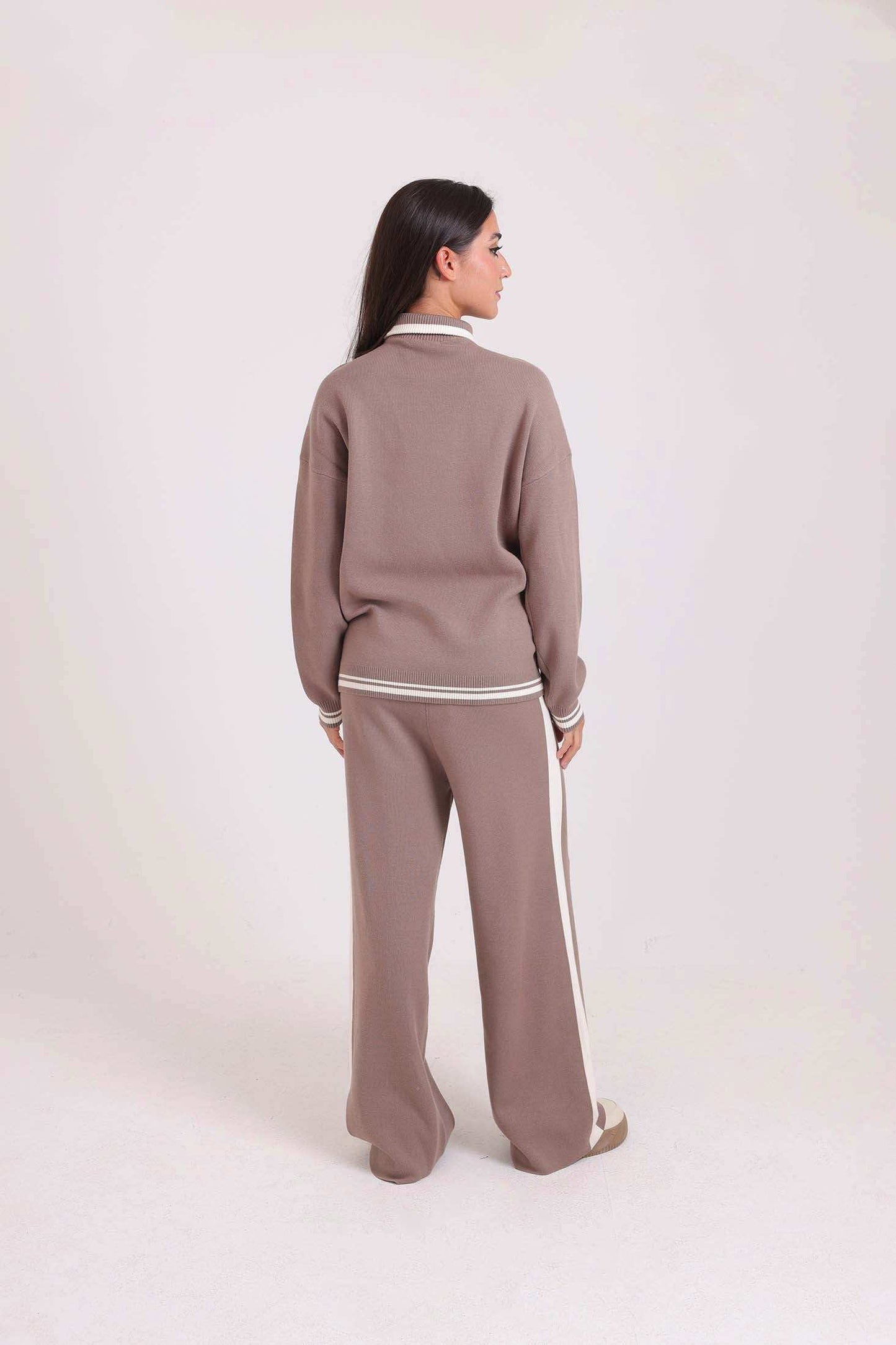 Piping Zipped Sweater with Front Pockets