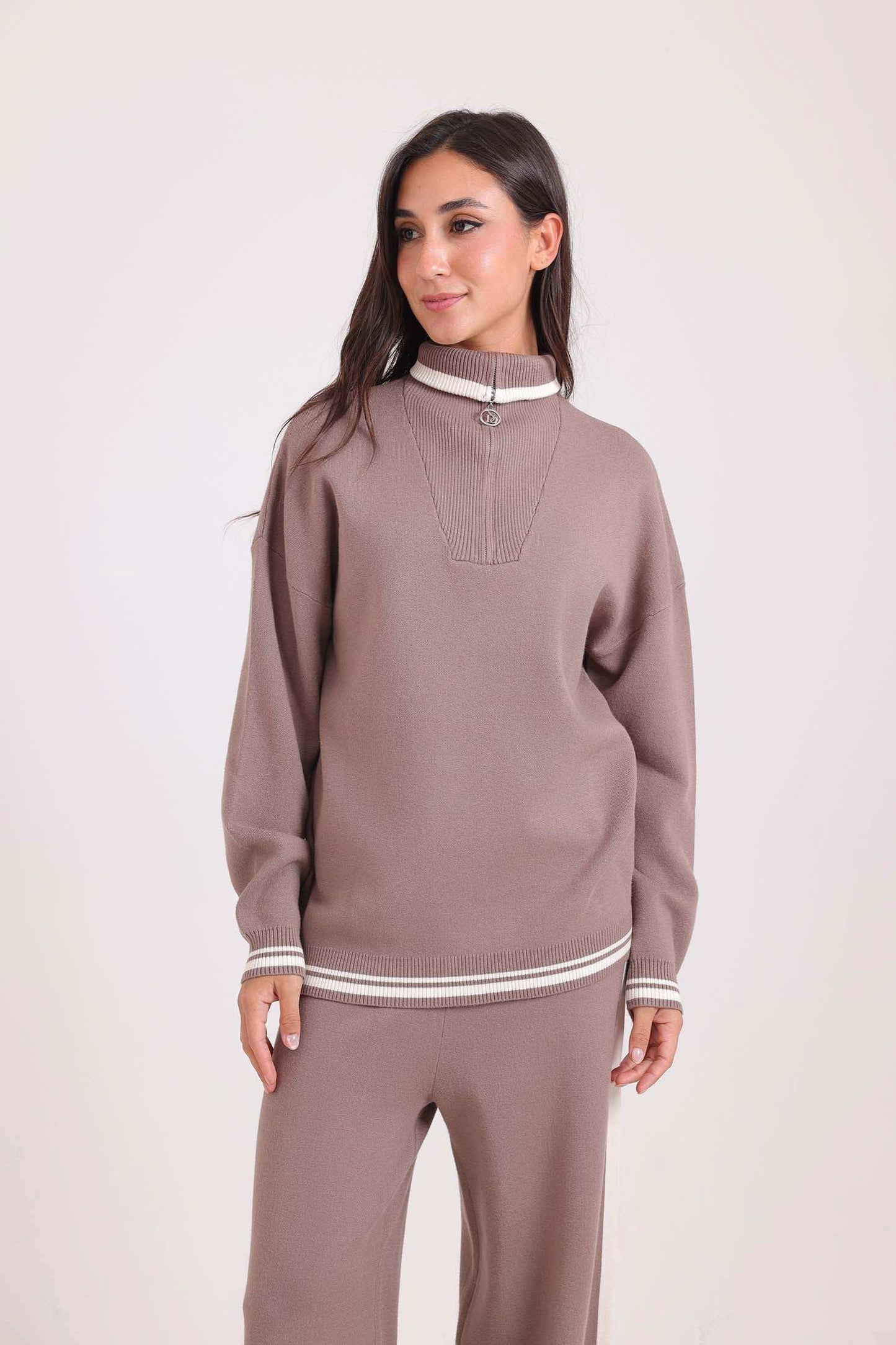 Piping Zipped Sweater with Front Pockets