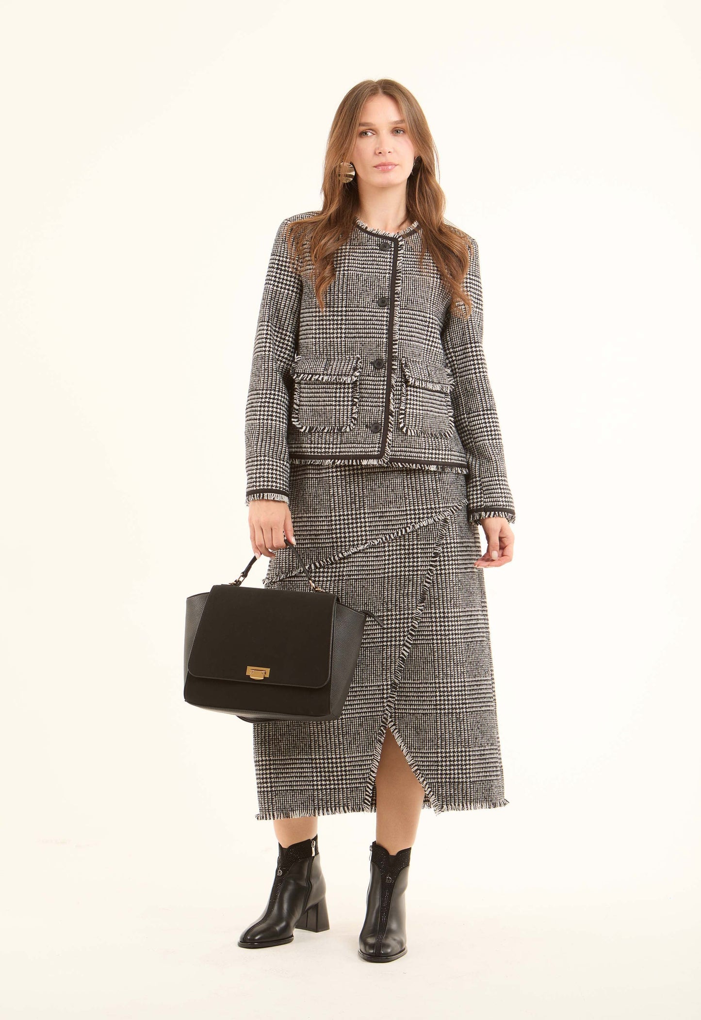 جاكيت صوف بنقشة مربعات