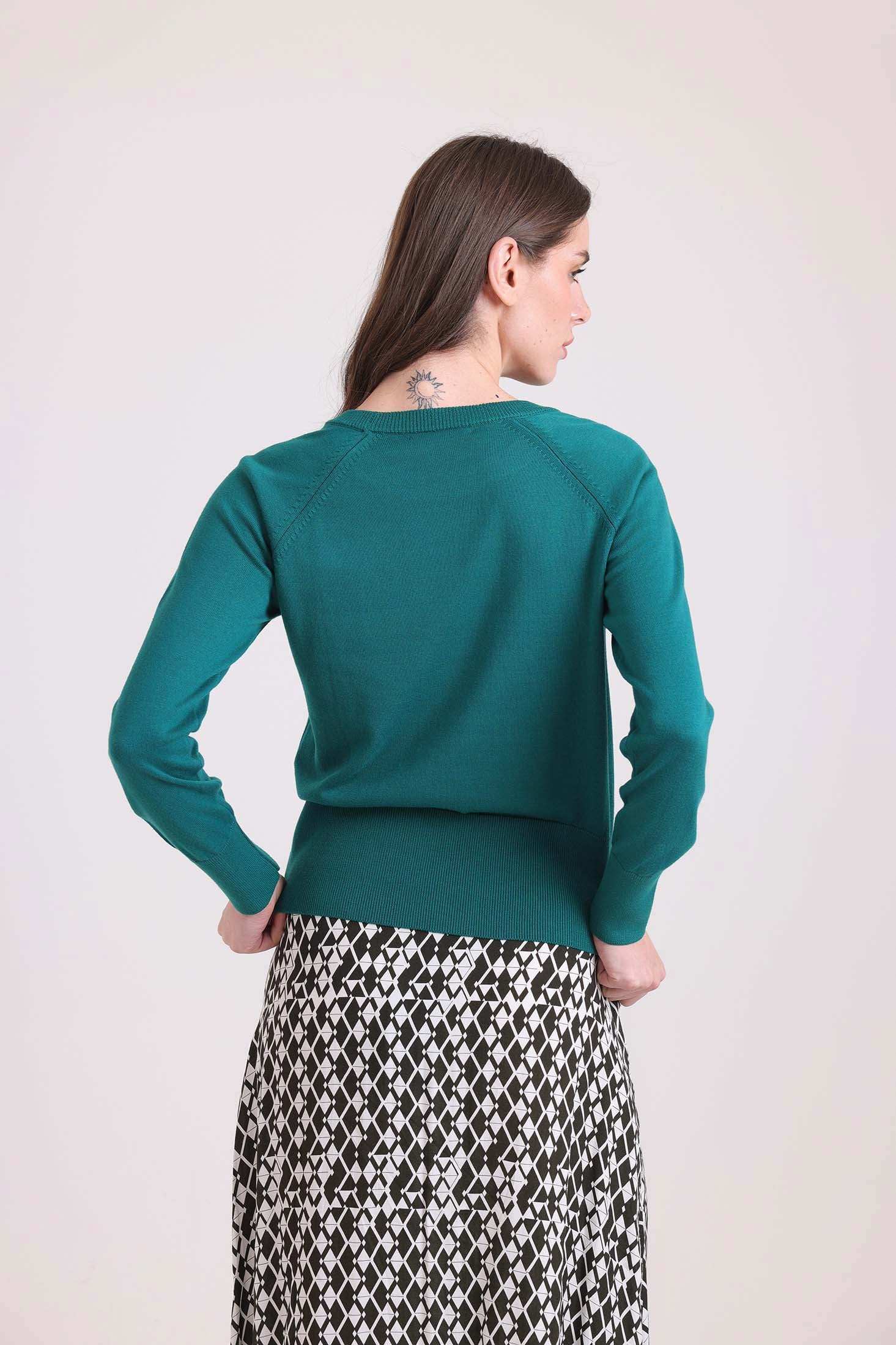 بلوفر أساسي سادة رقبة دائرية