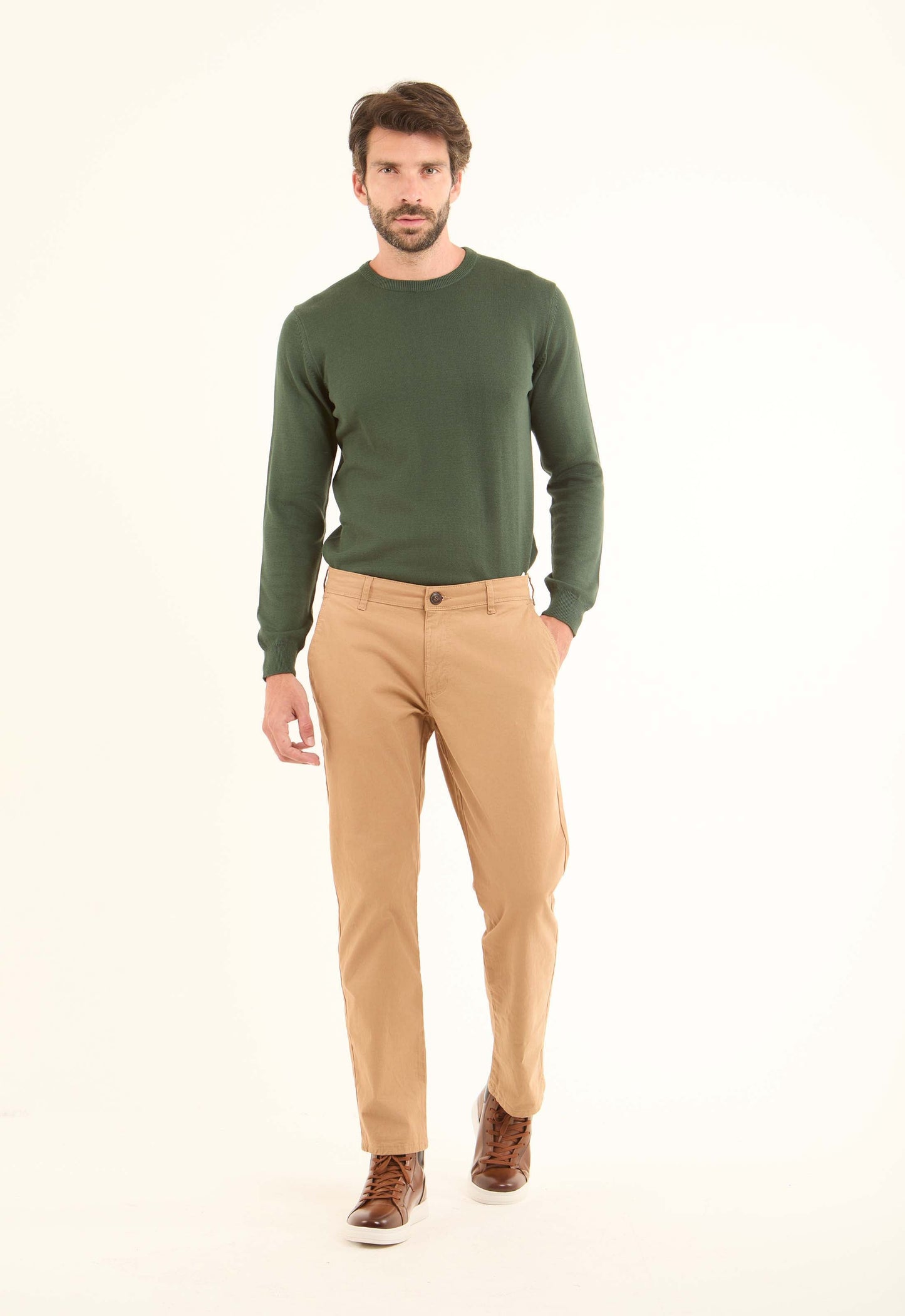 بلوفر أساسي سادة بأكمام طويلة