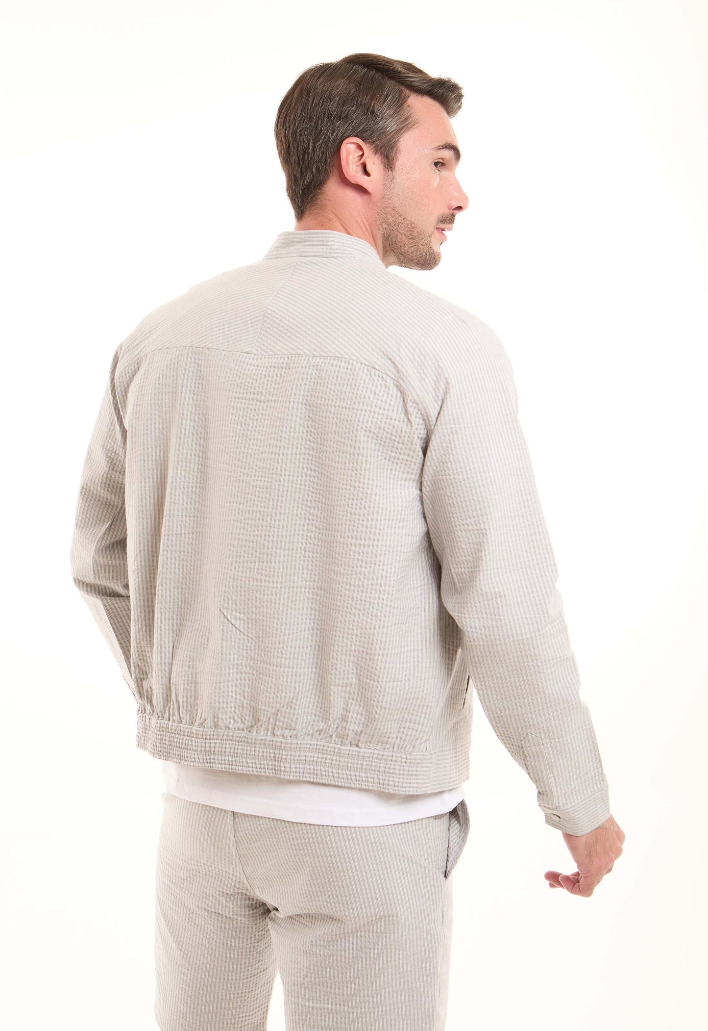 جاكت كاجوال بملمس بارز بزرار كبس أمامي