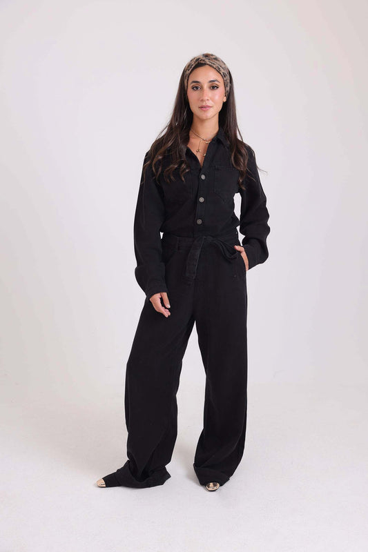 Wide-Leg Buttoned Jumpsuit with Tie Waist