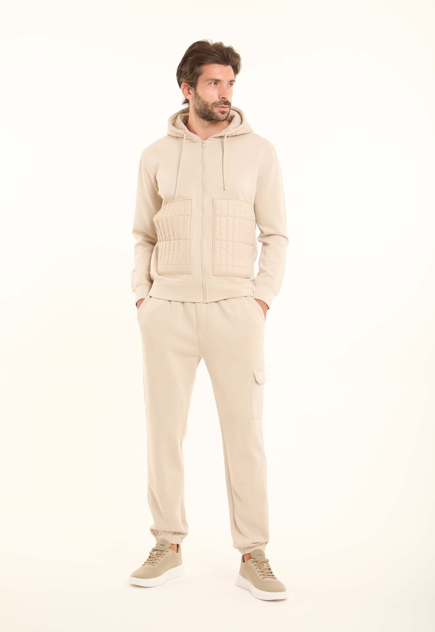 سويت بانتس مريح بجيوب جانبية