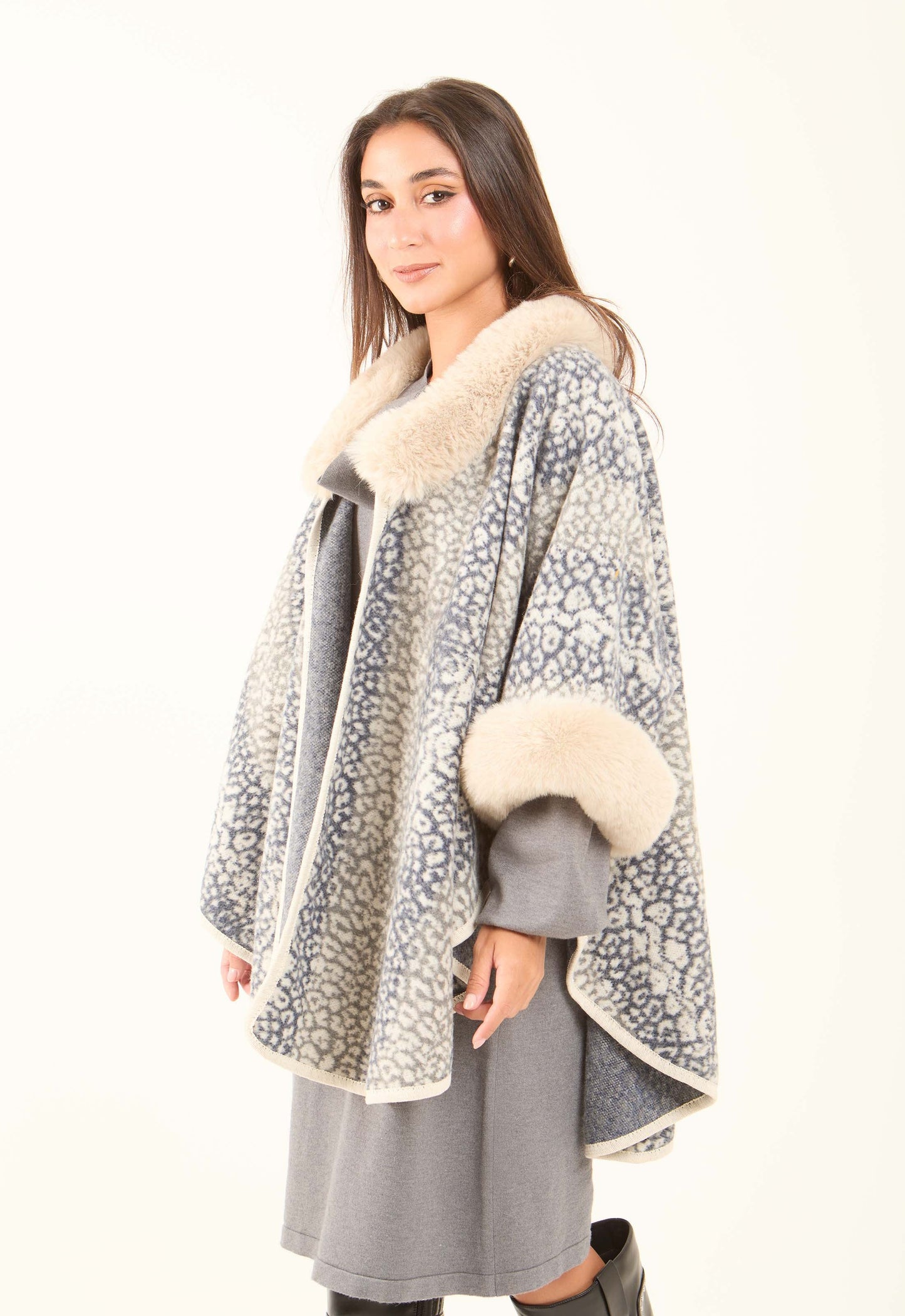 Fur Neck Leopard Winter Poncho