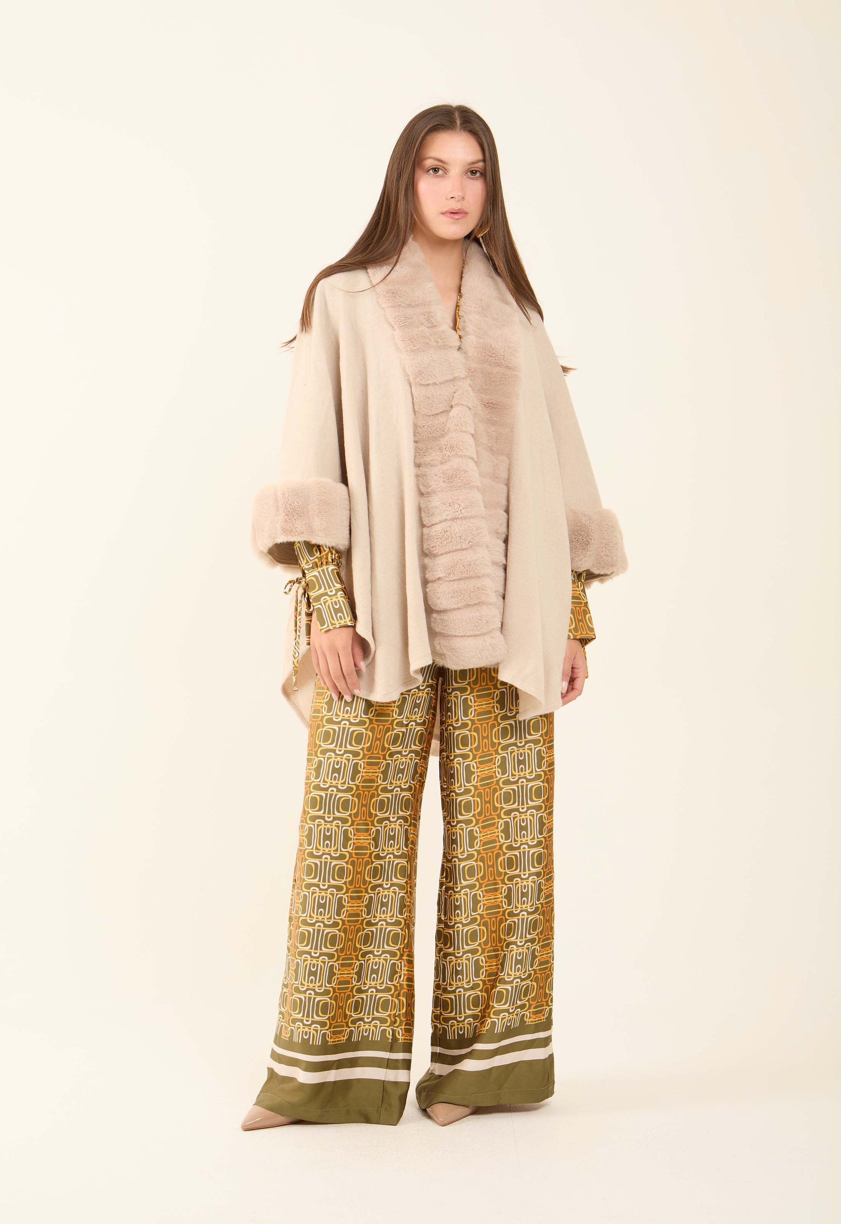 بونشو سادة أنيق واسع ومريح