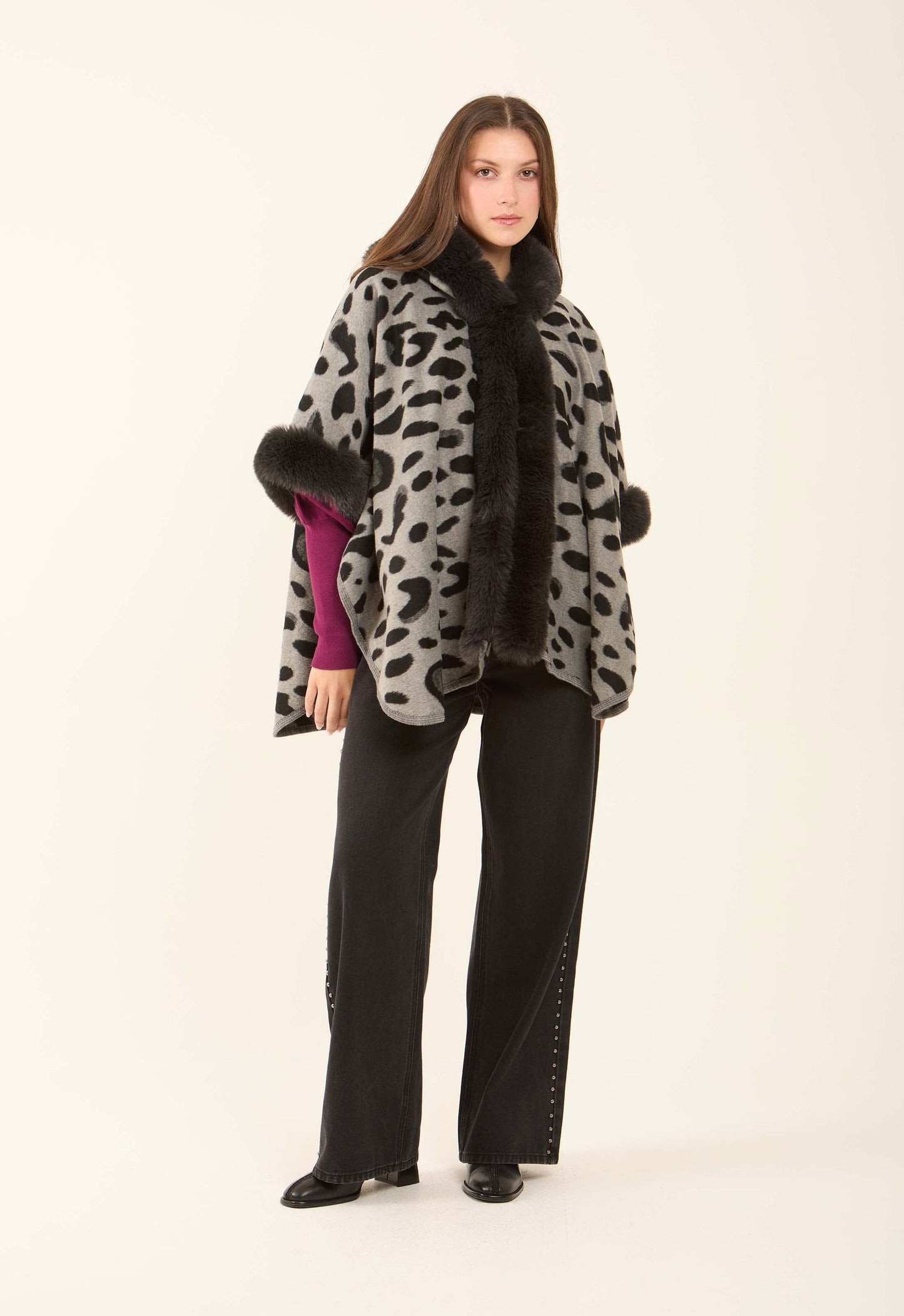 Coziness Leopard Poncho with Fur Neckline