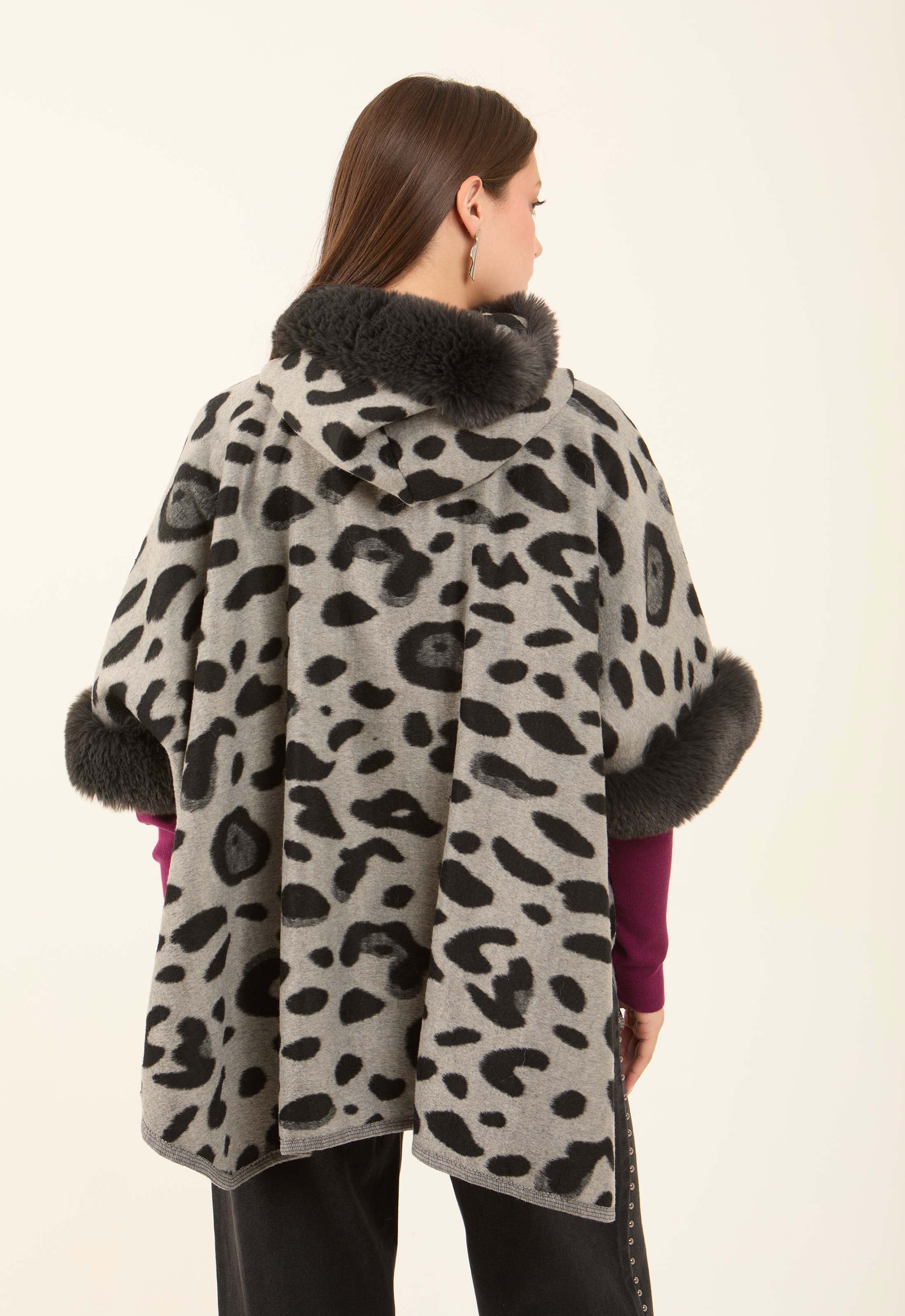 Coziness Leopard Poncho with Fur Neckline