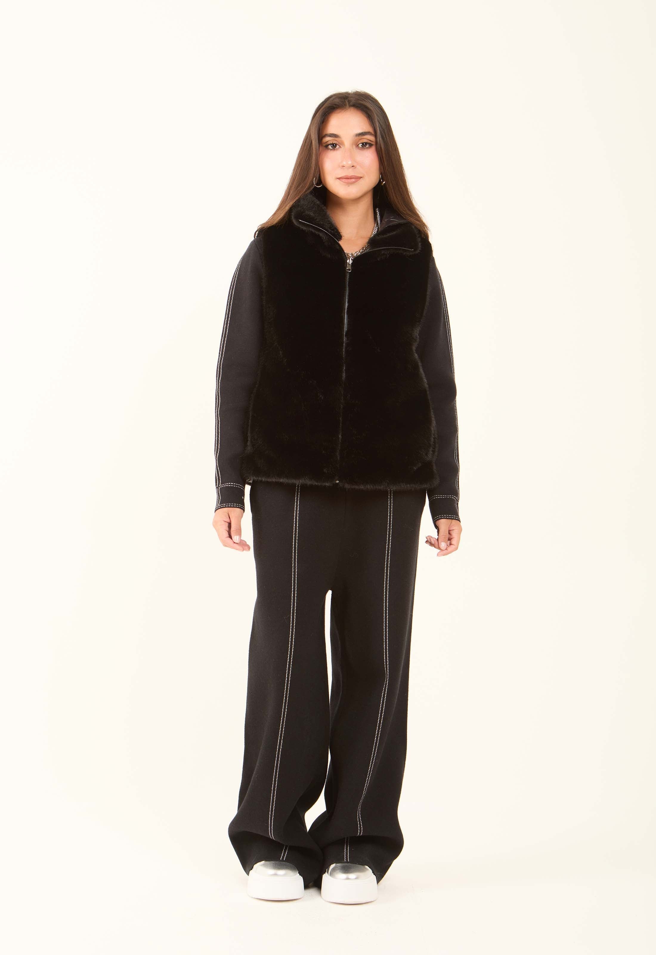 Reversible Solid Puffer Vest with Inner Fur