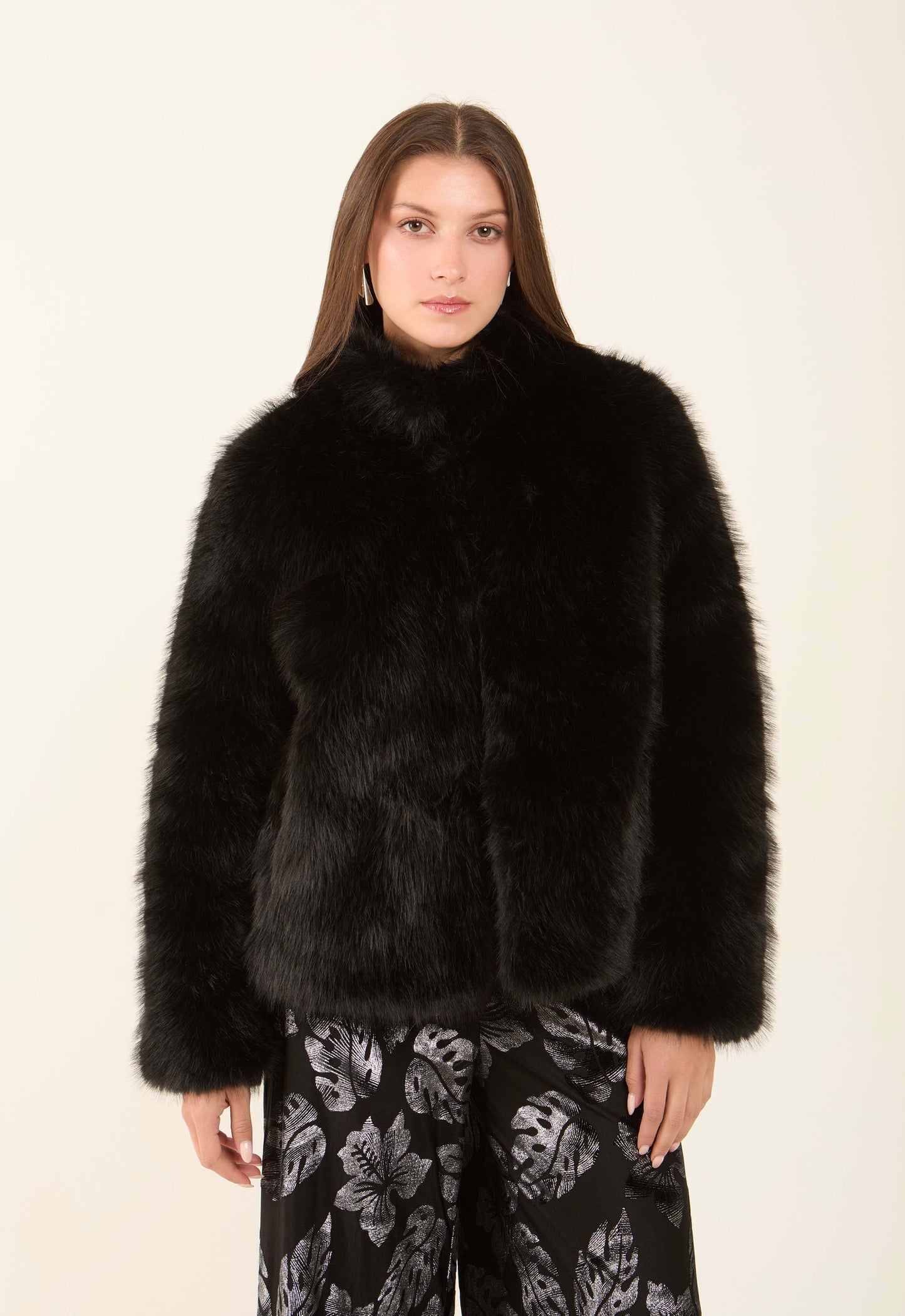 Luxurious Faux Fur Polyester Jacket