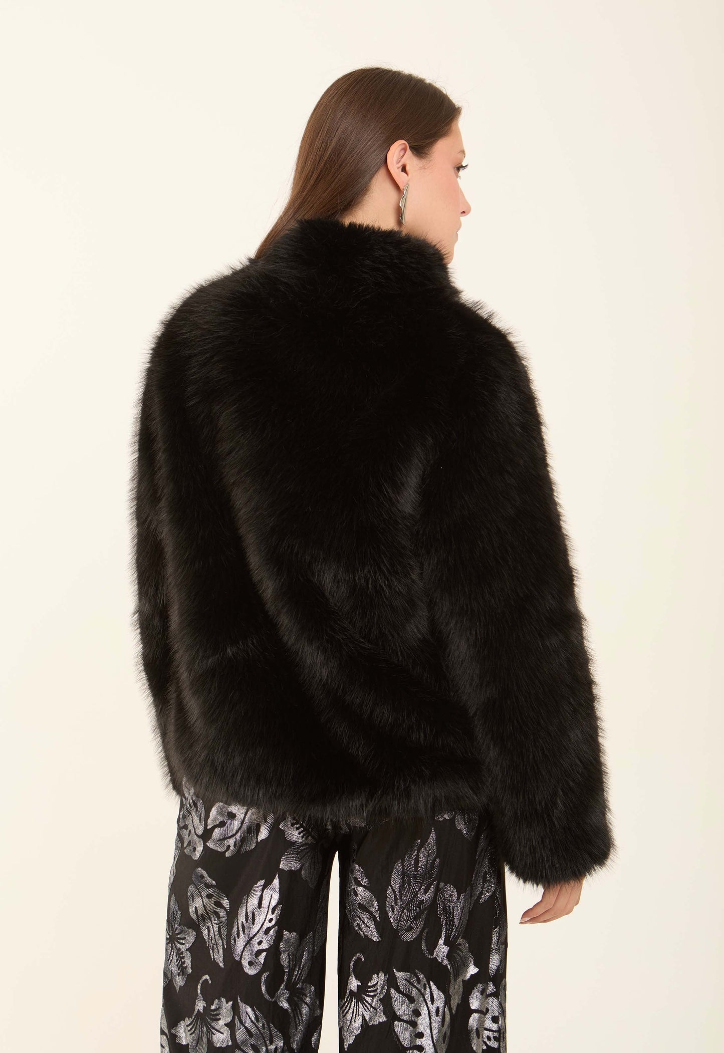 Luxurious Faux Fur Polyester Jacket