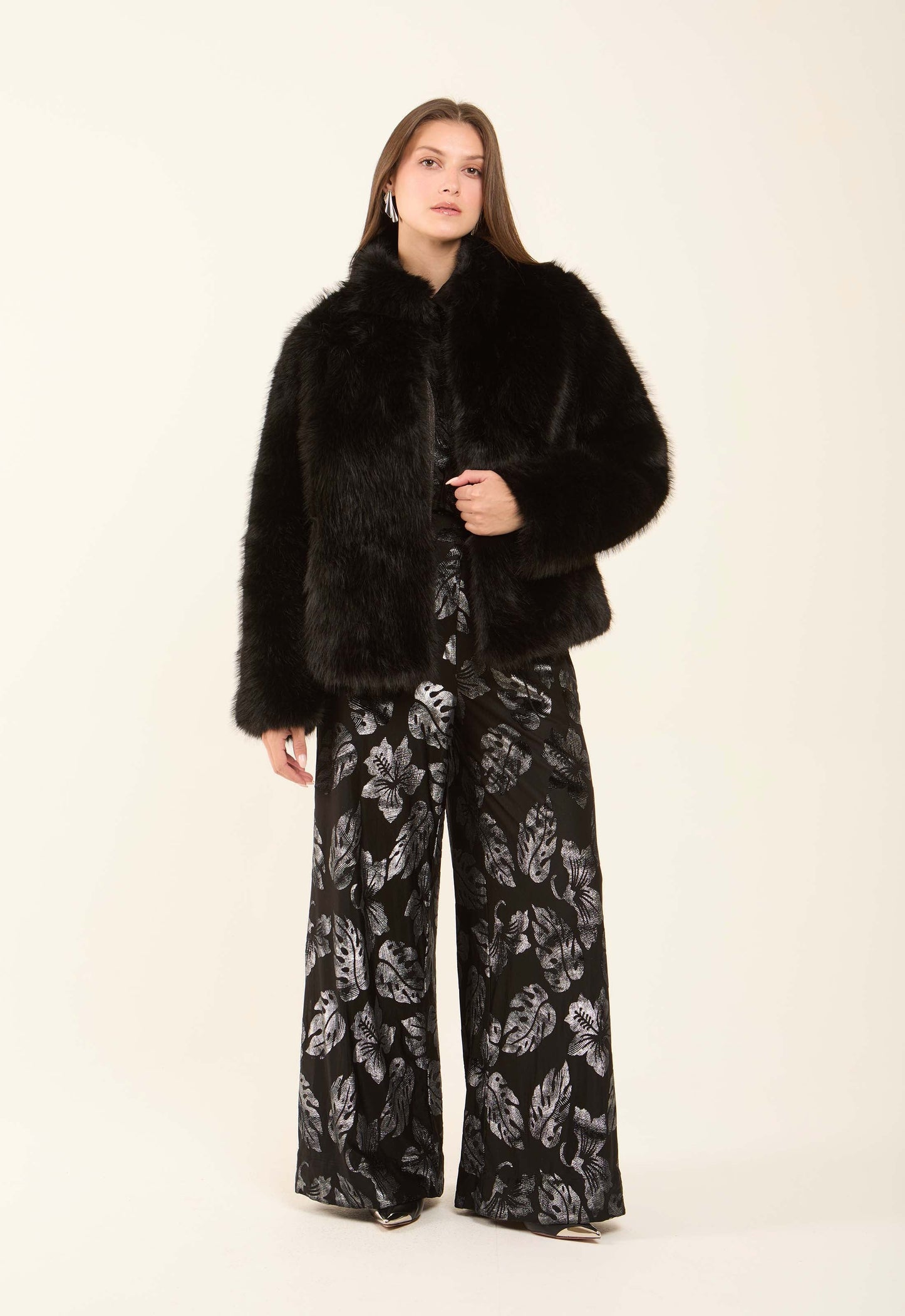 Luxurious Faux Fur Polyester Jacket