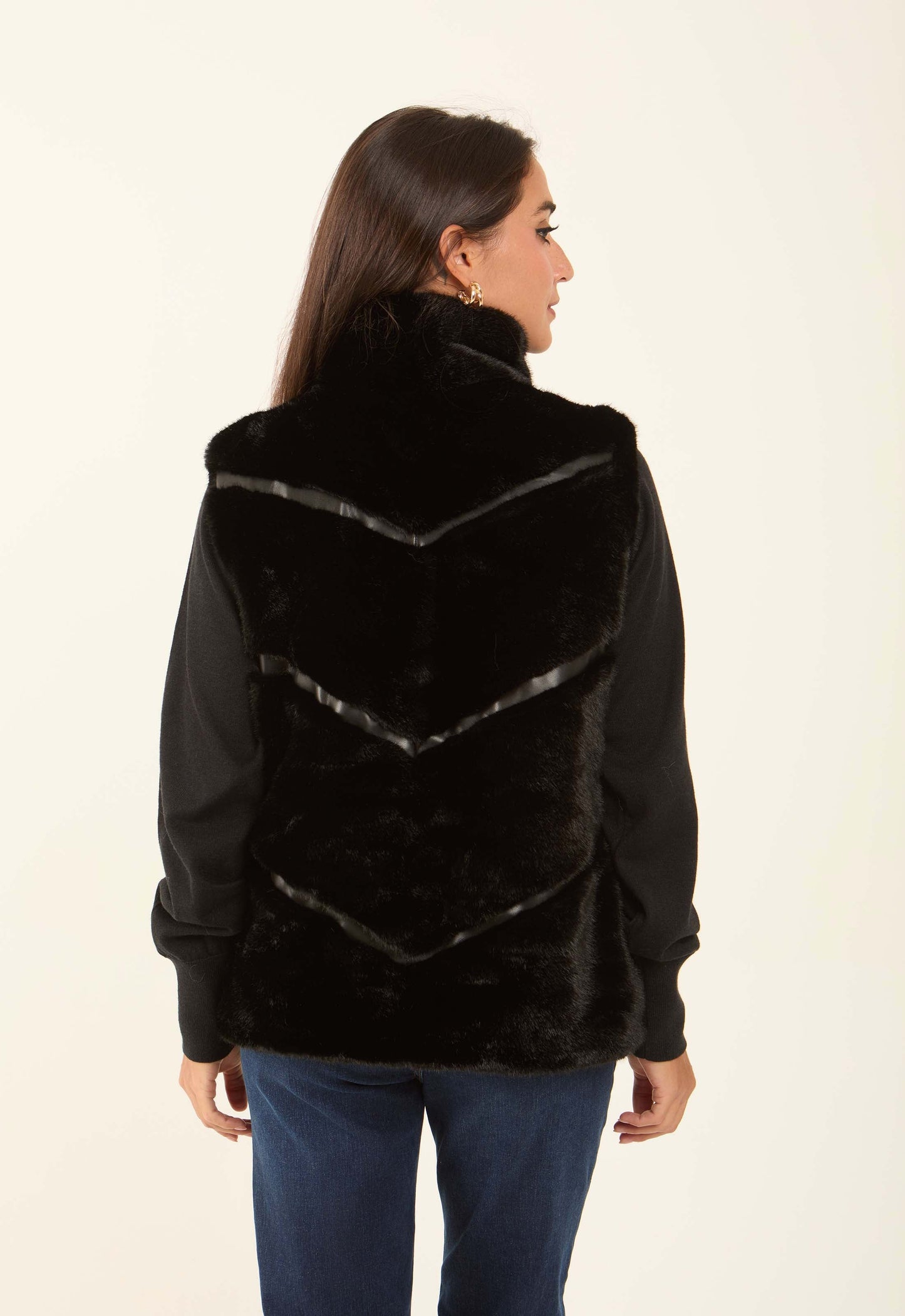 Feminine Soft Fur Vest with Zipped Pockets