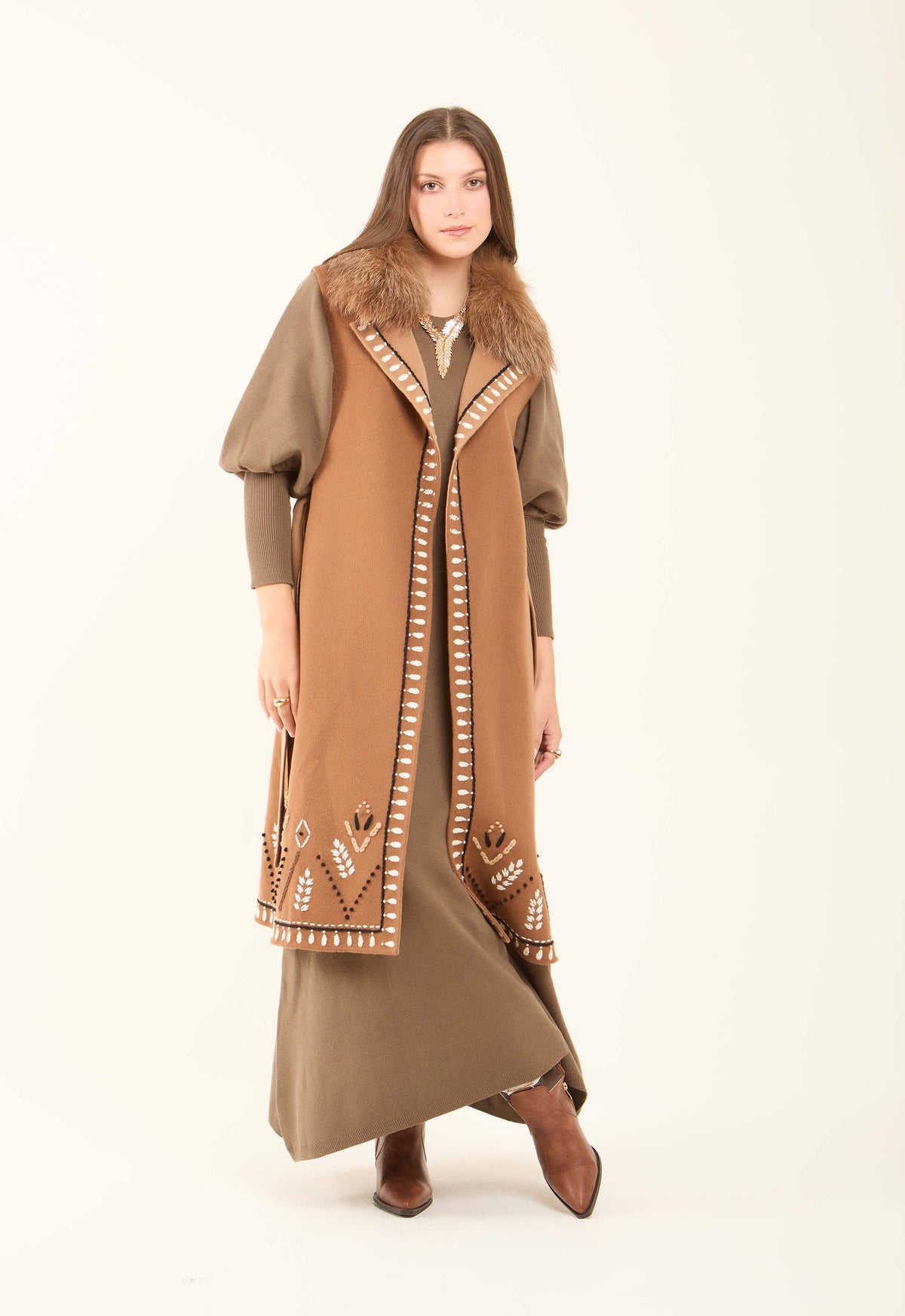 Embroidered Winter Vest with Fur Collar
