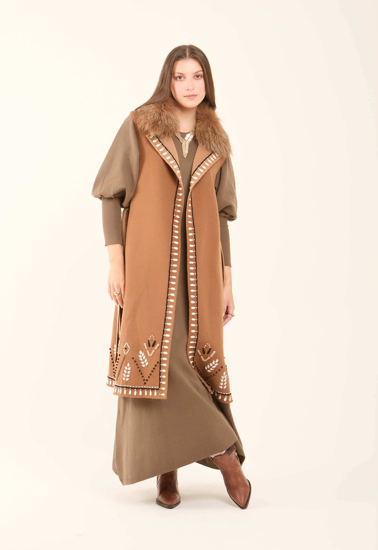 Embroidered Winter Vest with Fur Collar