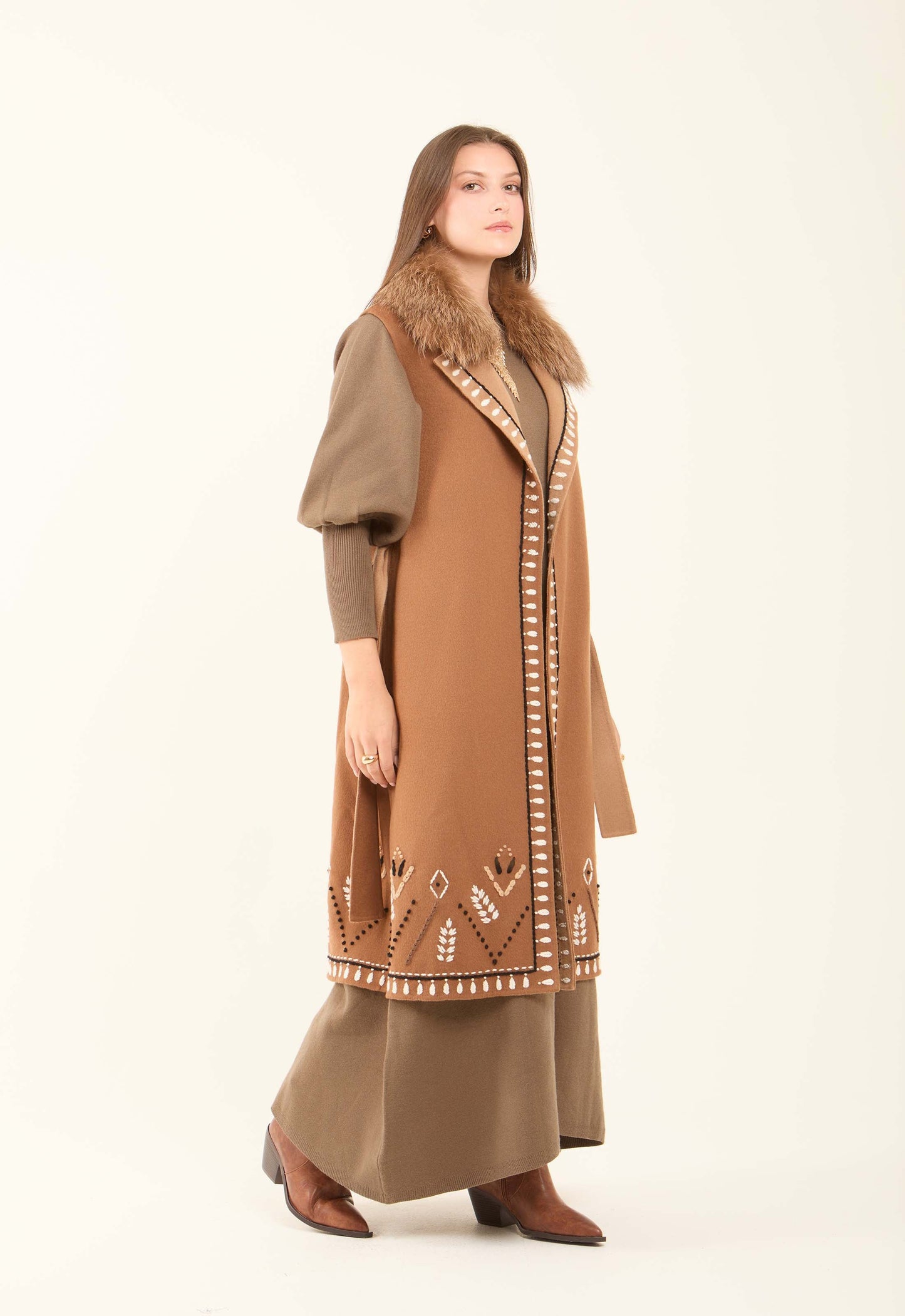 Embroidered Winter Vest with Fur Collar