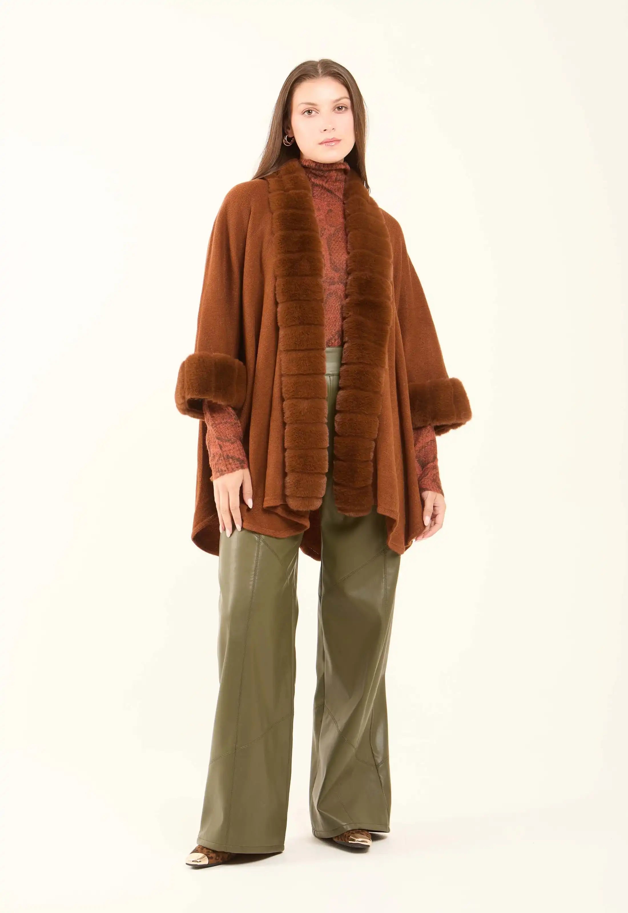 بونشو بأكمام 3/4 سهل الارتداء