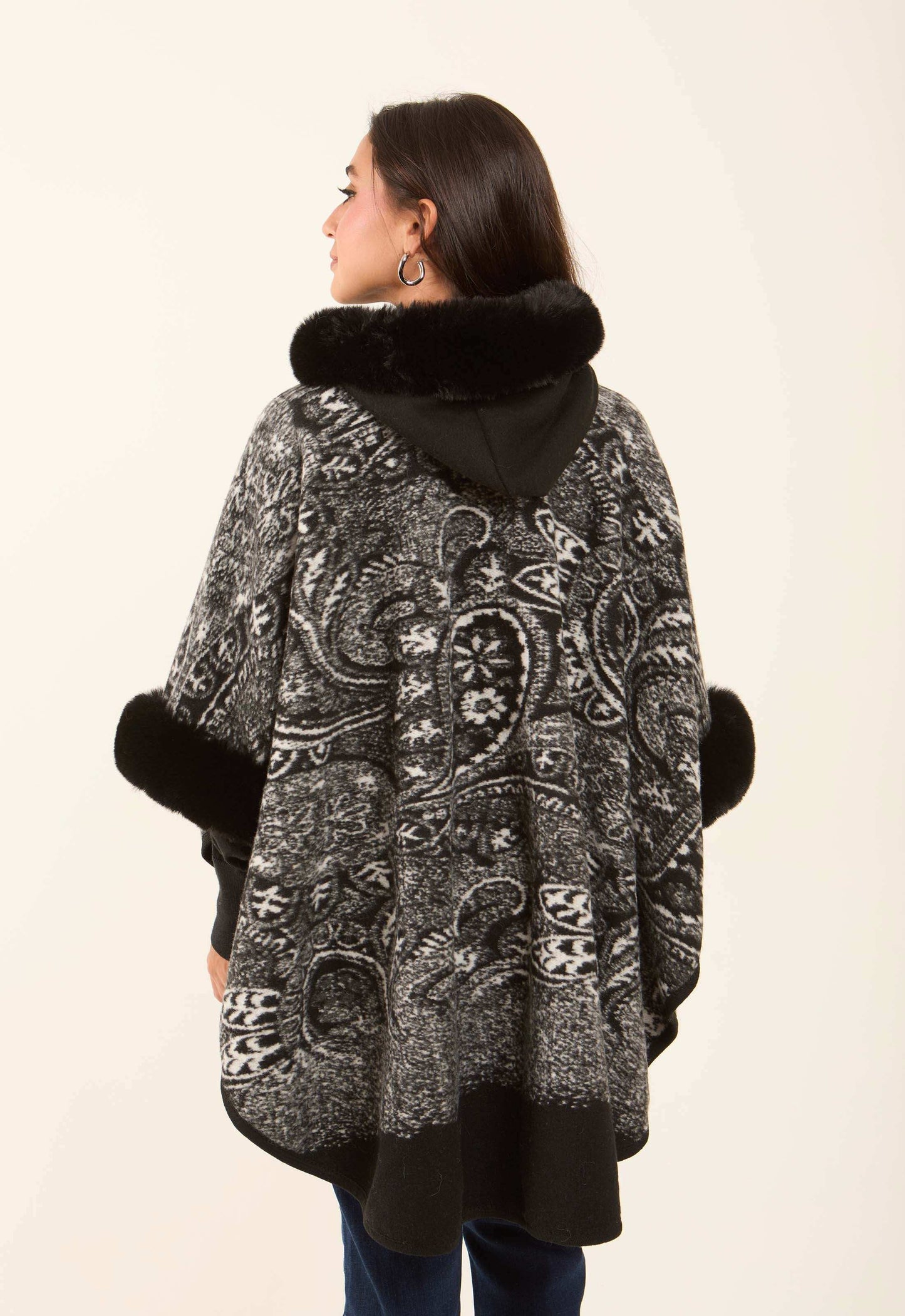 Fur Hooded Neck Patterned Poncho